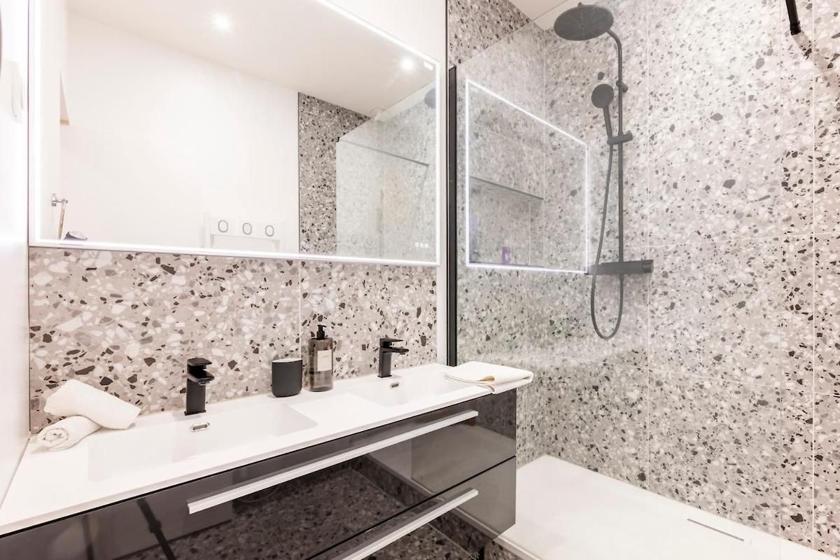Assalit Two Bedrooms In Appartement Nice
