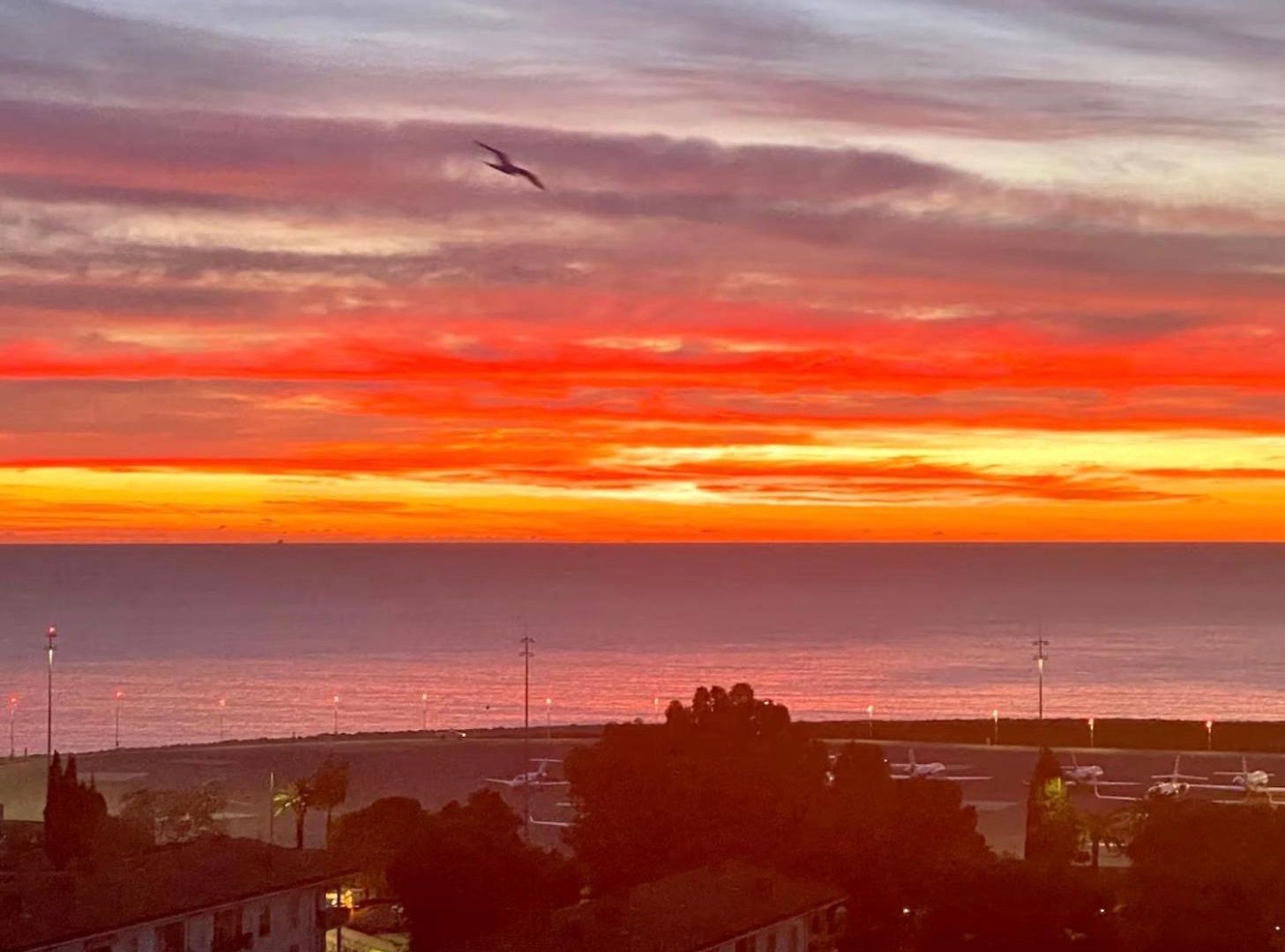 Panoramic Sea View - Terrace - Air Conditioning - 2 Bedrooms - Wifi - Kitchen - Tram *