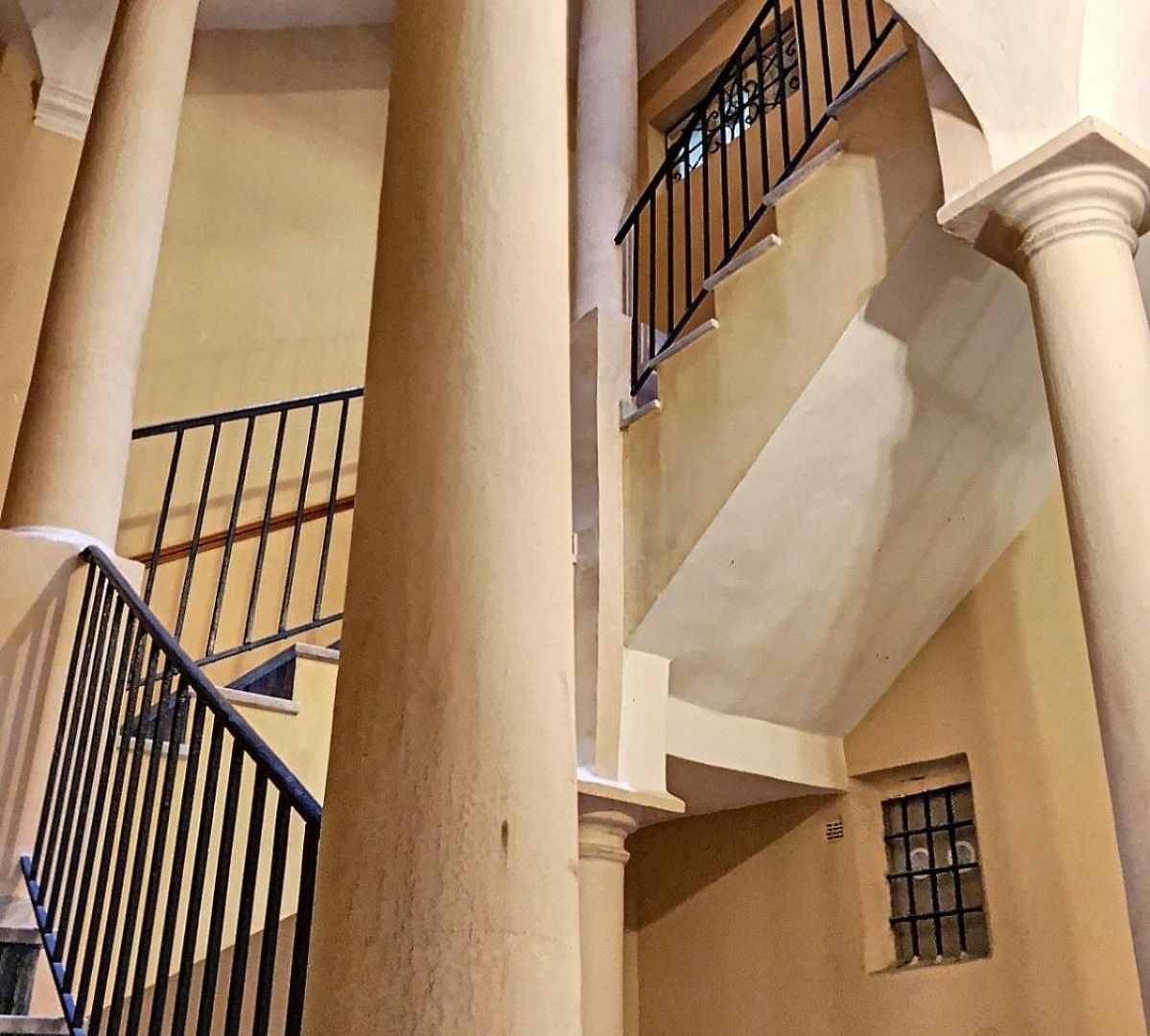 Charming Spacious Duplex Vieux Nice, 6 People Appartement