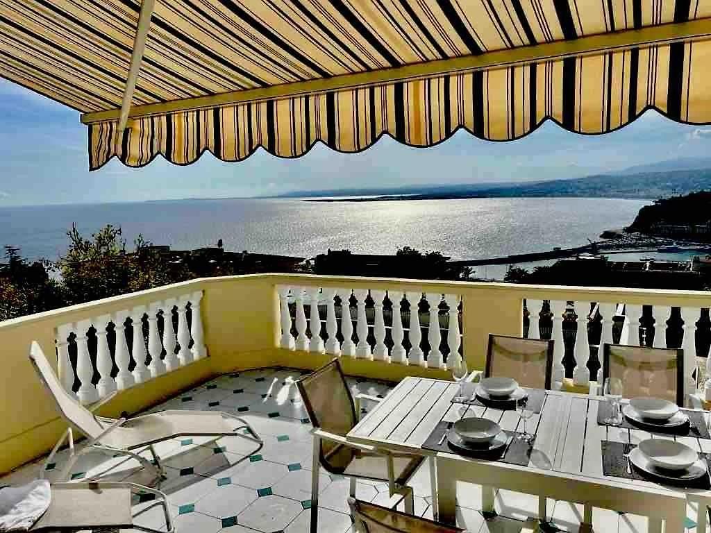 With Large Terrace & Sea View Over