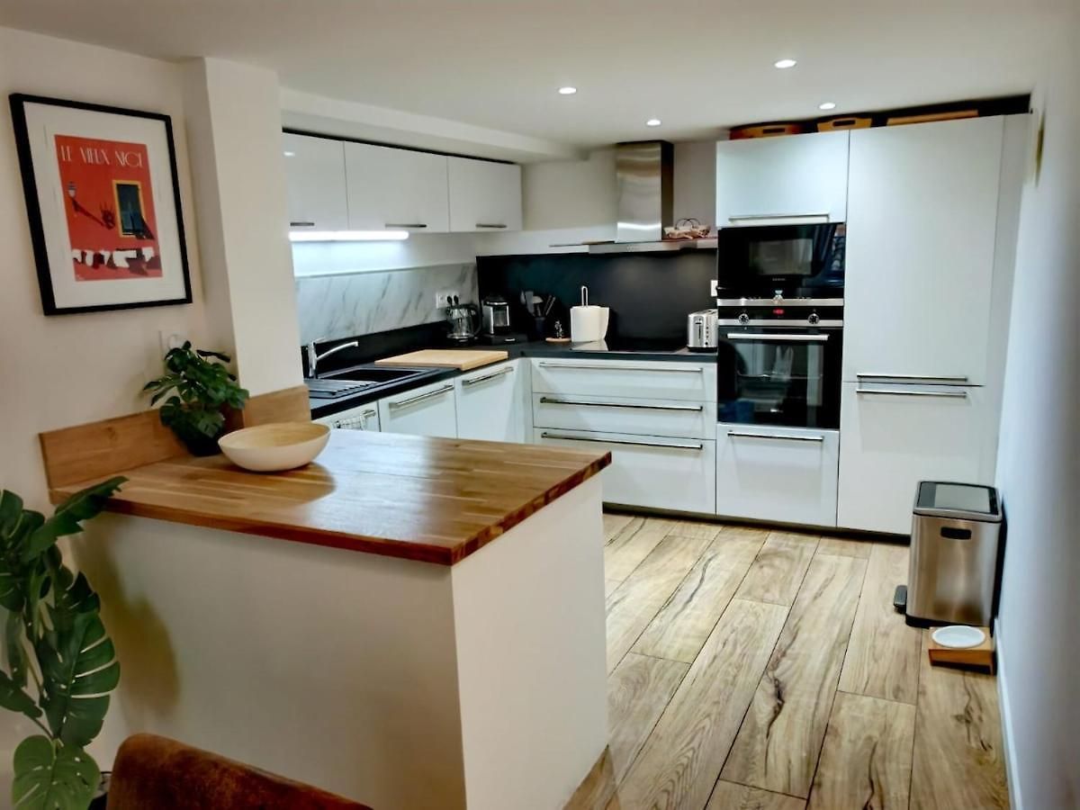 Appartement Charming Spacious Duplex Vieux Nice, 6 People Nice