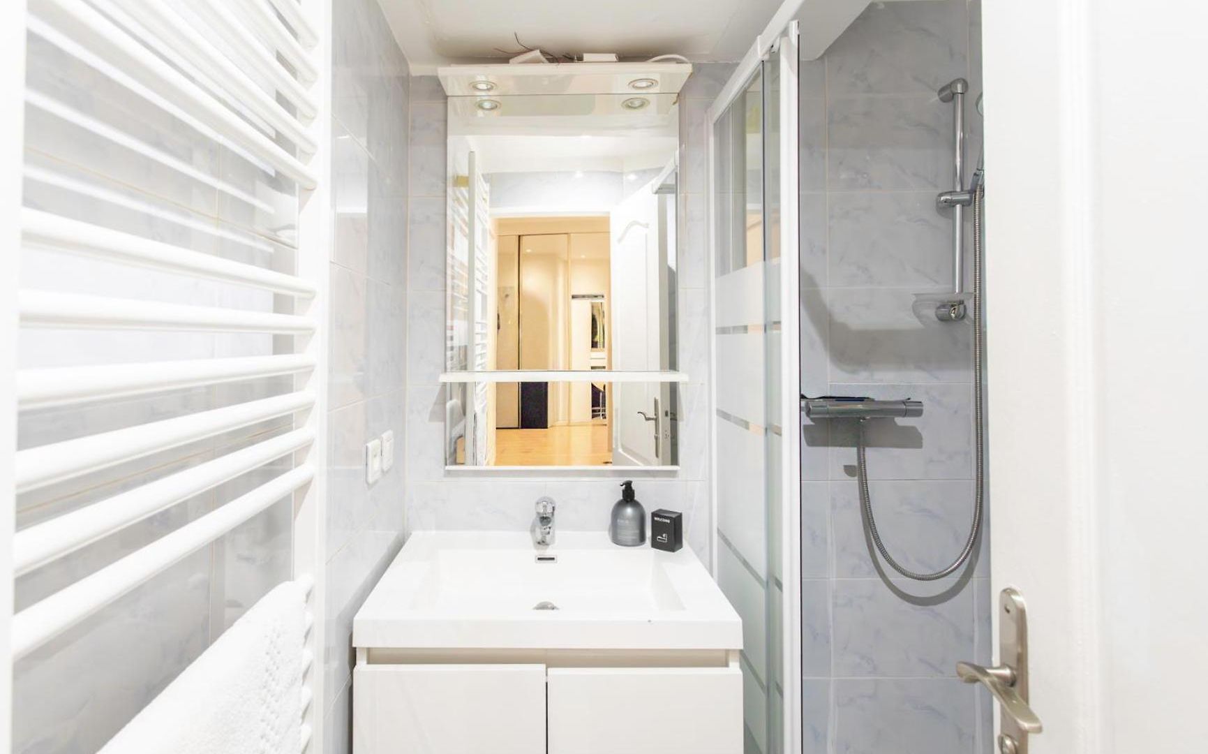 Apartment #33 Staywizus - Heart Of Old Town 5mins Walk To Nice