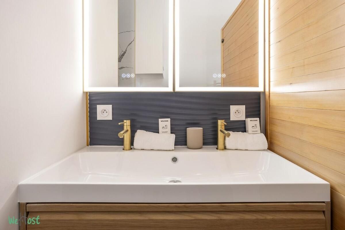 Wehost D3 - La Cour Du Sauna 2 Beds, 4 People