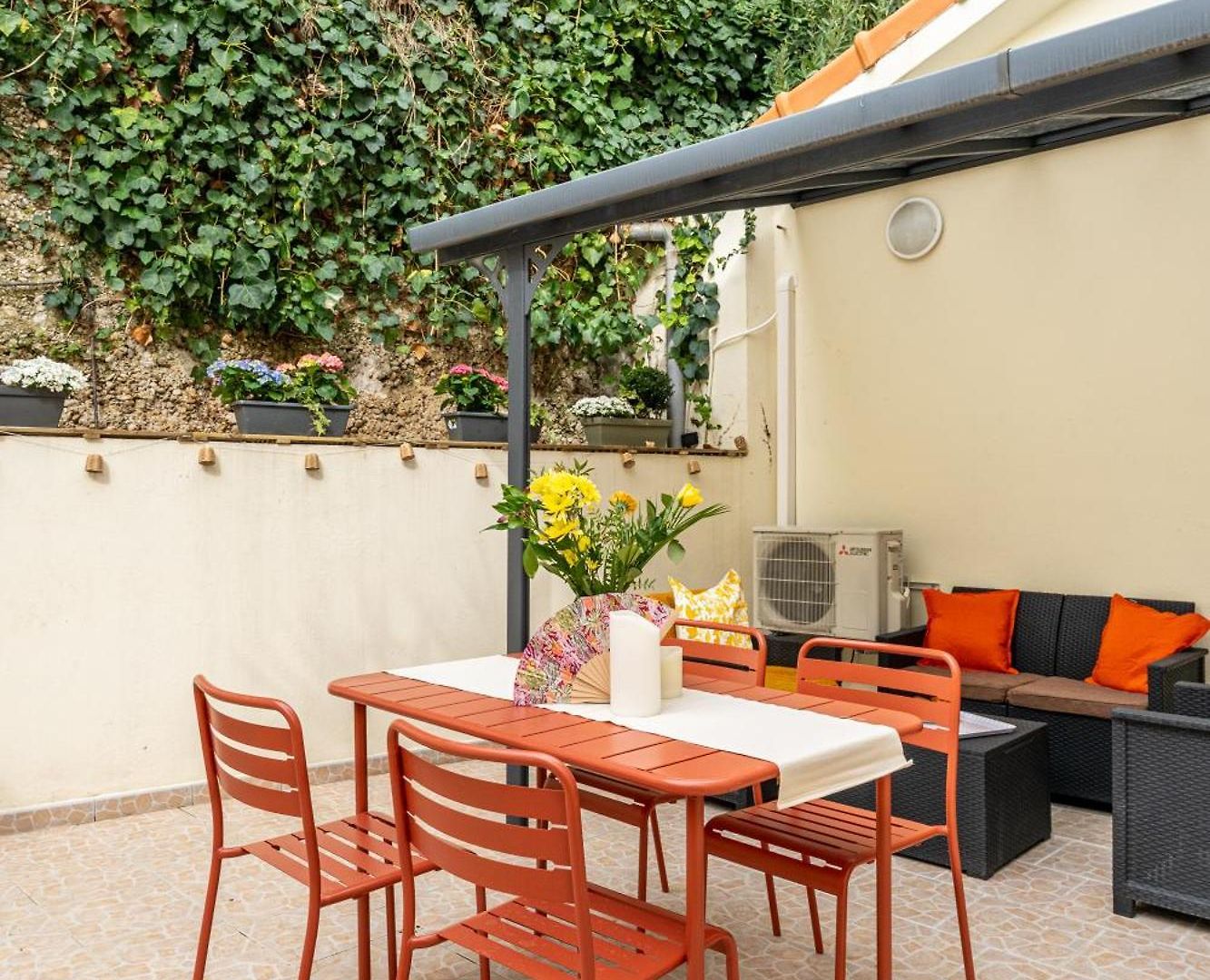 Appartement Ecrin Au Calme, Terrasse&parking, Nice