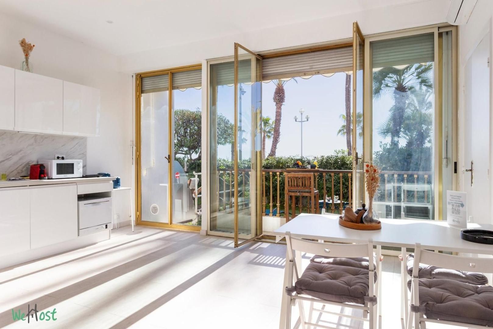 Wehost Prom- Jardin & -coeur Promenade Des Anglais-2 Personnes / 1 Canape-lit