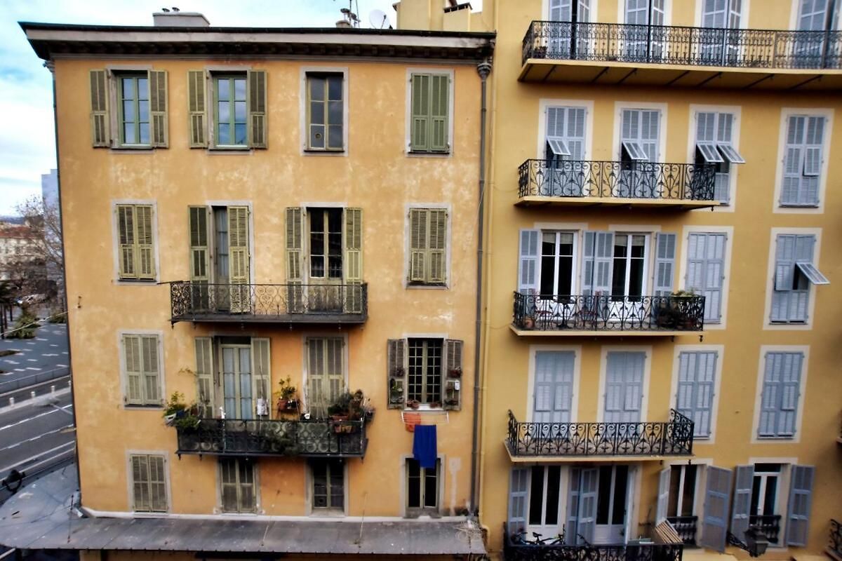 Apartment Aux Portes Du Vieux-nice - 2chambres / 4 Personnes - & A/c *