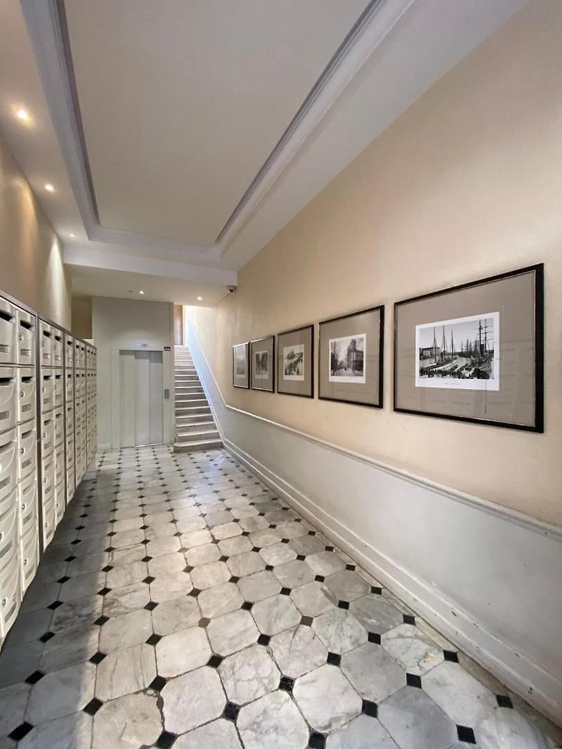 Appartement Wehost Clemenceau Sunny Palace 4 Pers 1 Bedroom