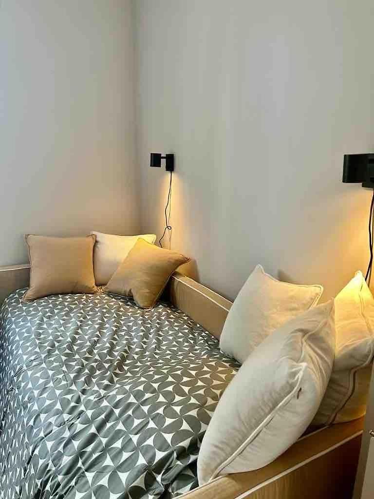 With Large Terrace & Sea View Over Appartement *