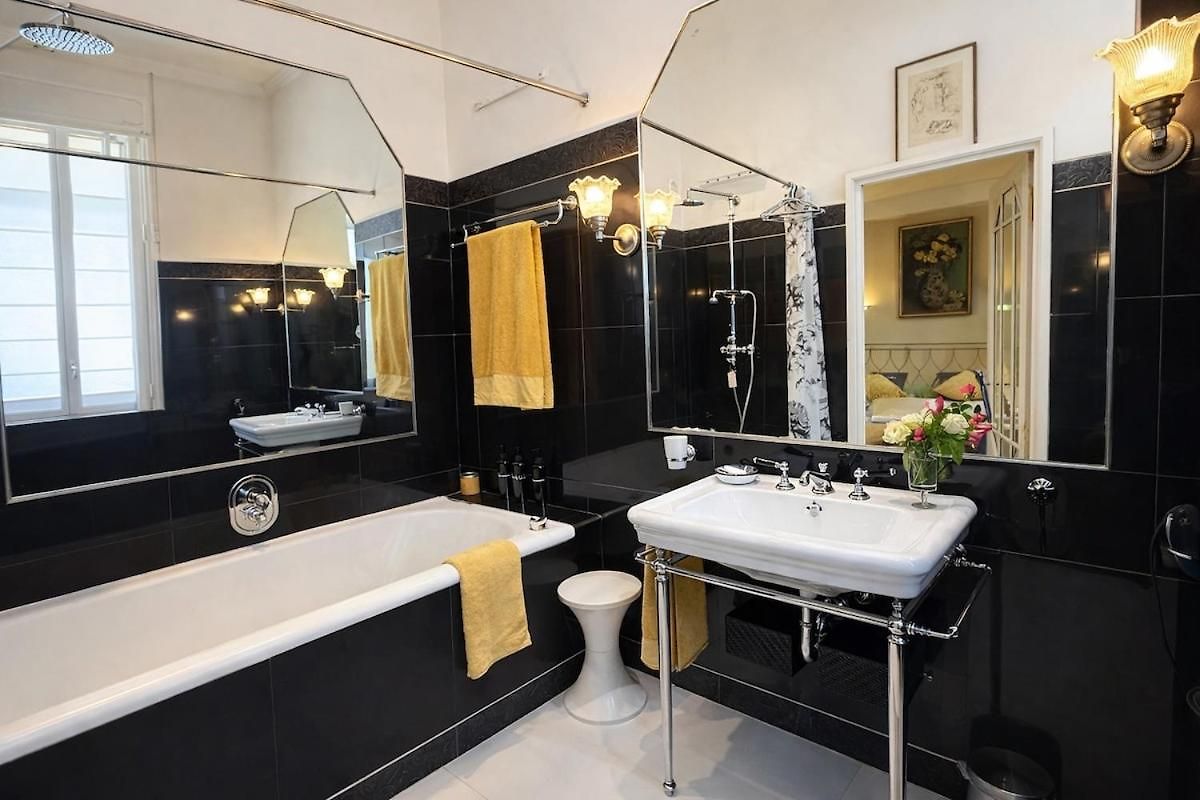 Exceptional Belle époque In 4 Guests Nice
