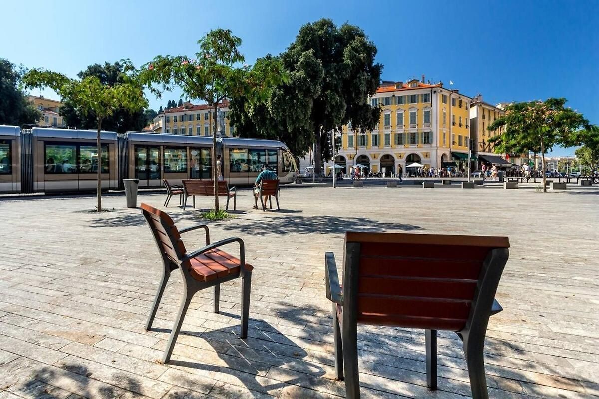 Apartment Aux Portes Du Vieux-nice - 2chambres / 4 Personnes - & A/c *