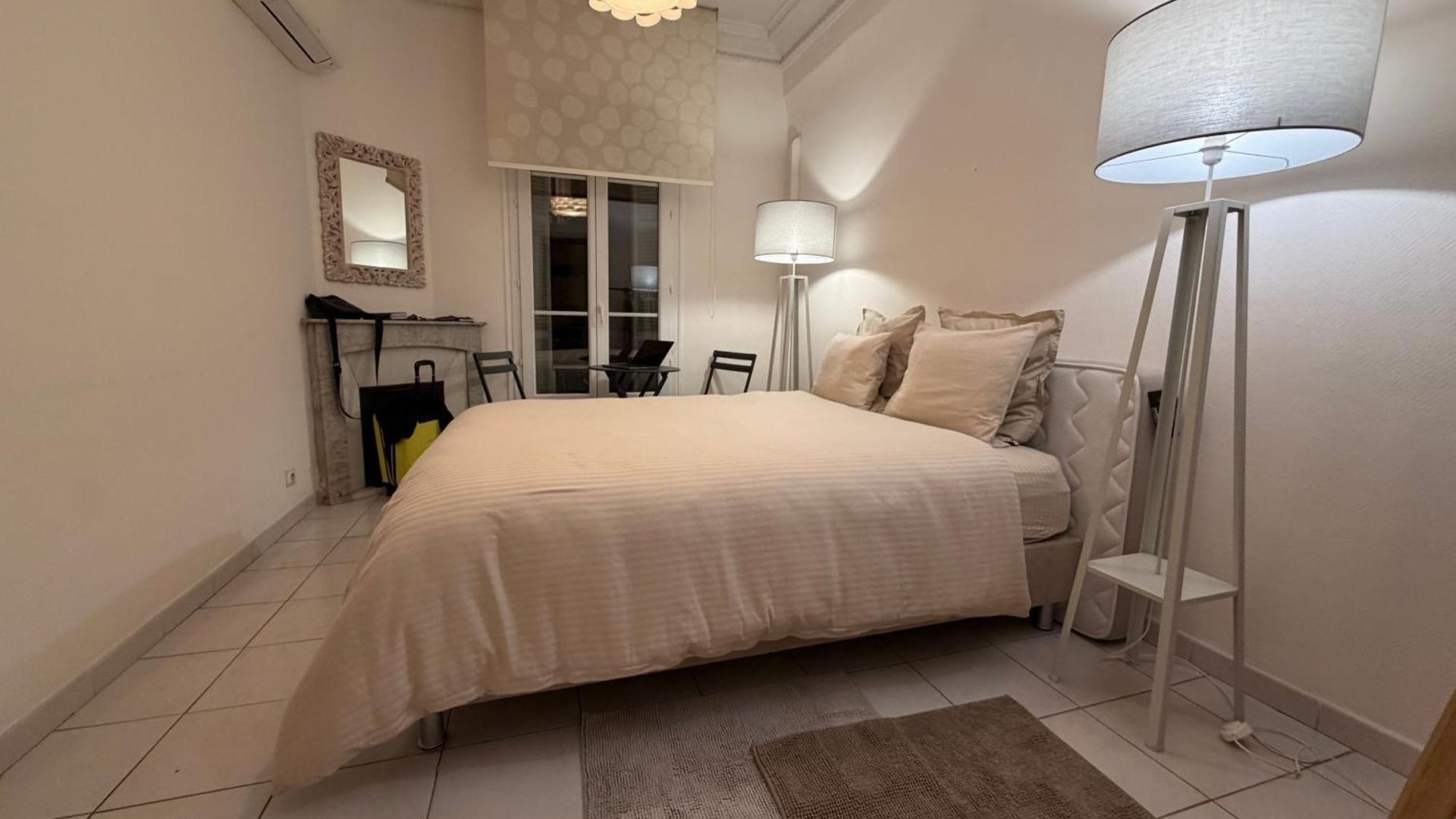 Appartement Palais Catherina 3 Pièces Et Commerces Rivoli *