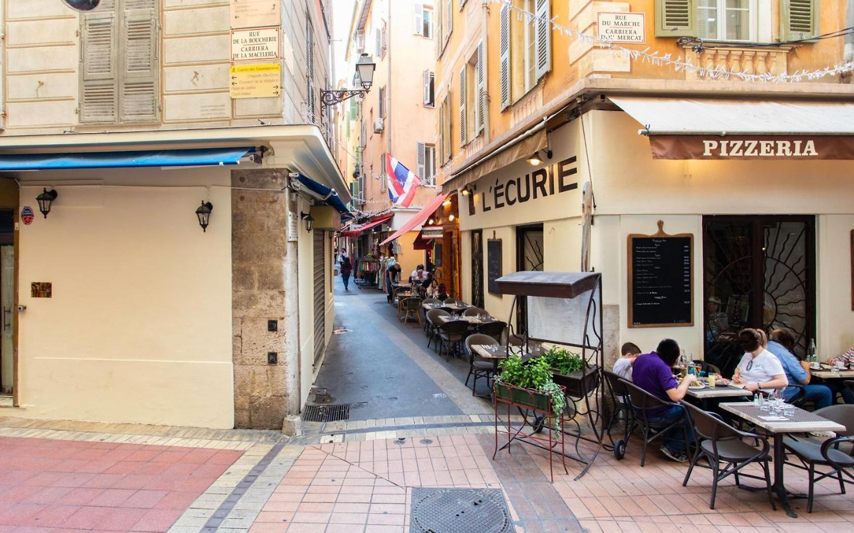 Apartment #33 Staywizus - Heart Of Old Town 5mins Walk To