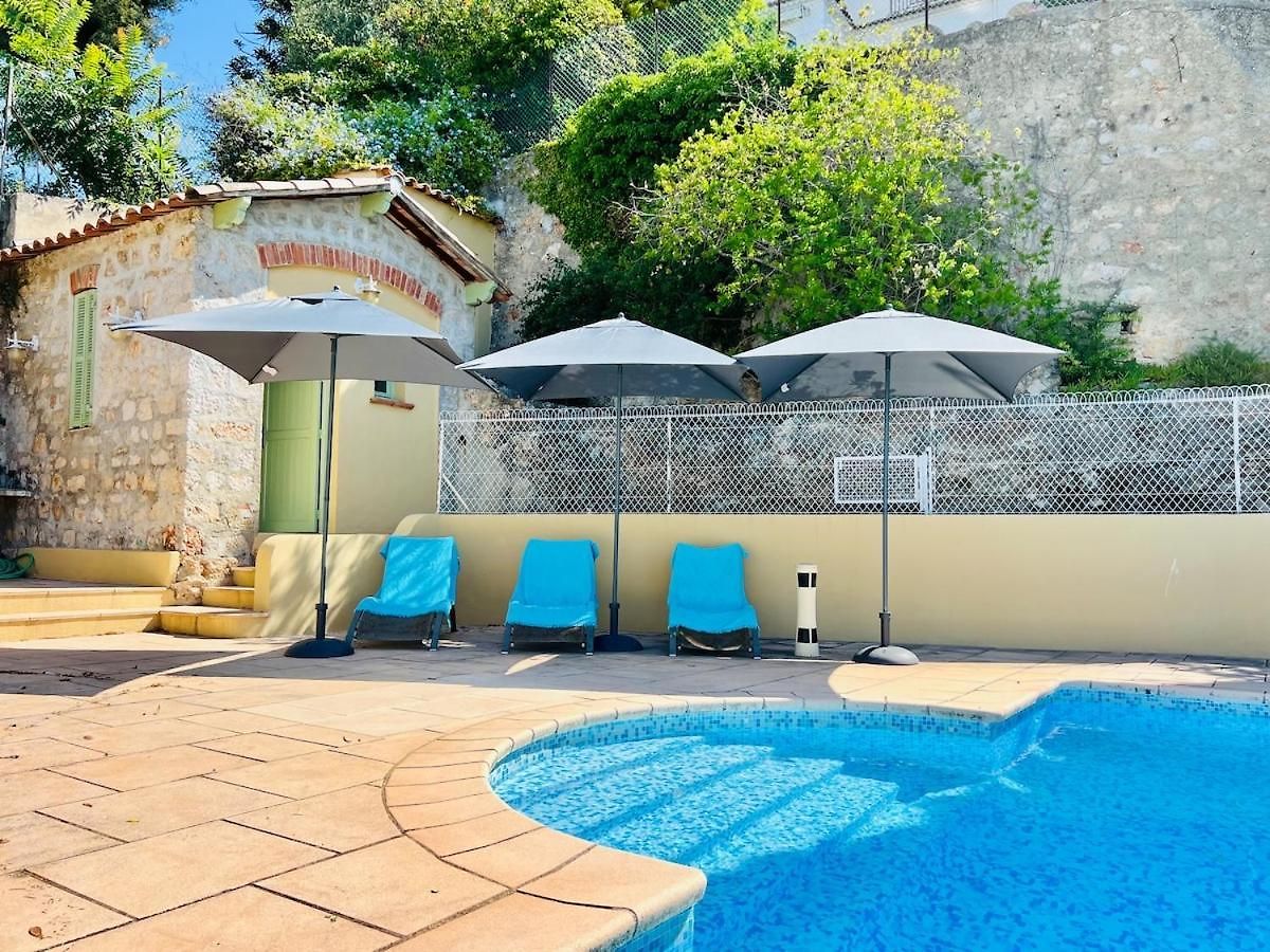 Appartement With Large Terrace & Sea View Over Nice