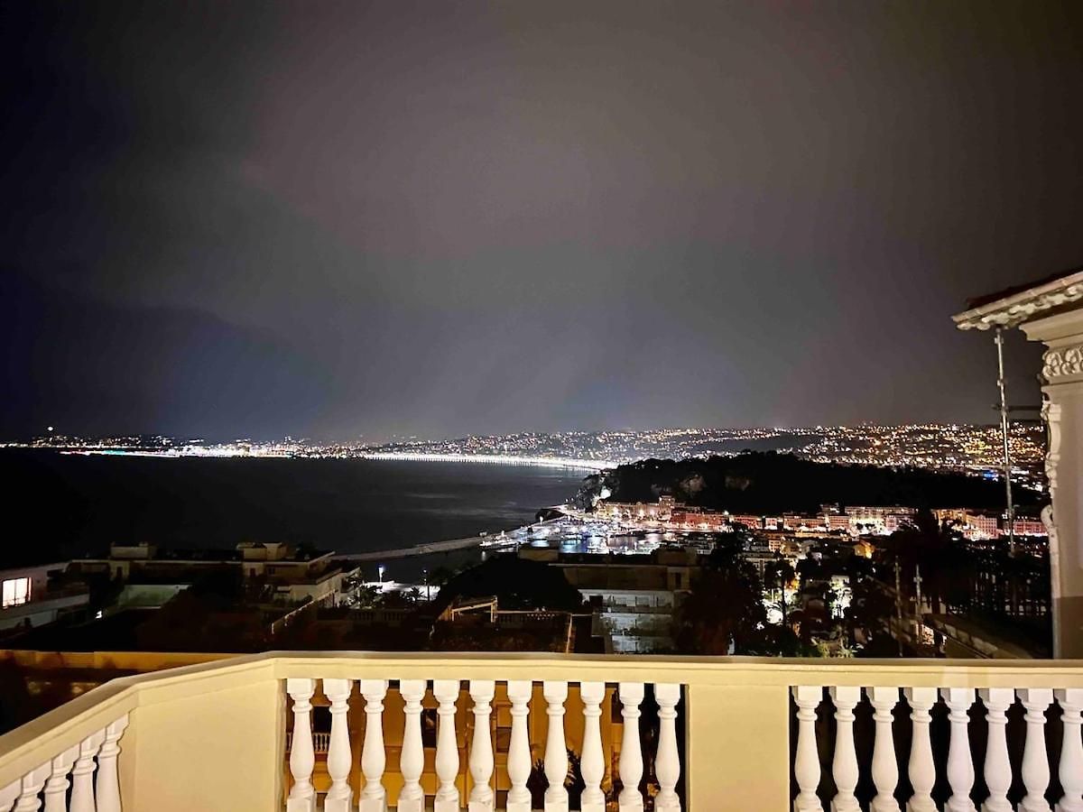 With Large Terrace & Sea View Over * Nice