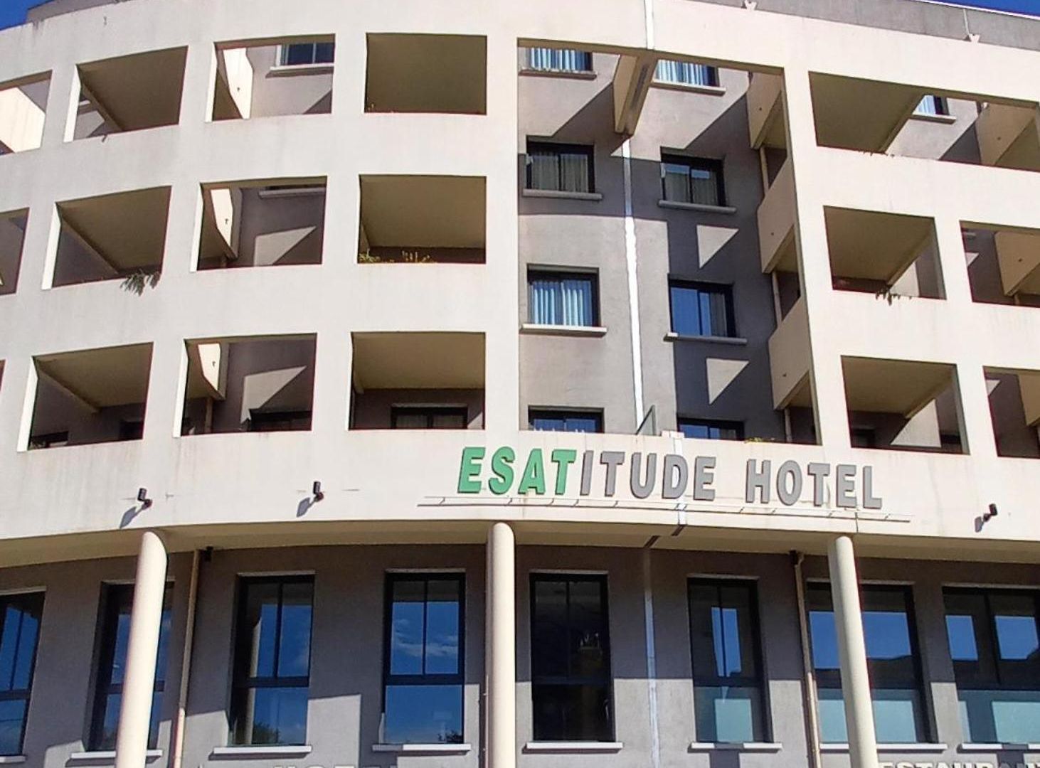 Esatitude
