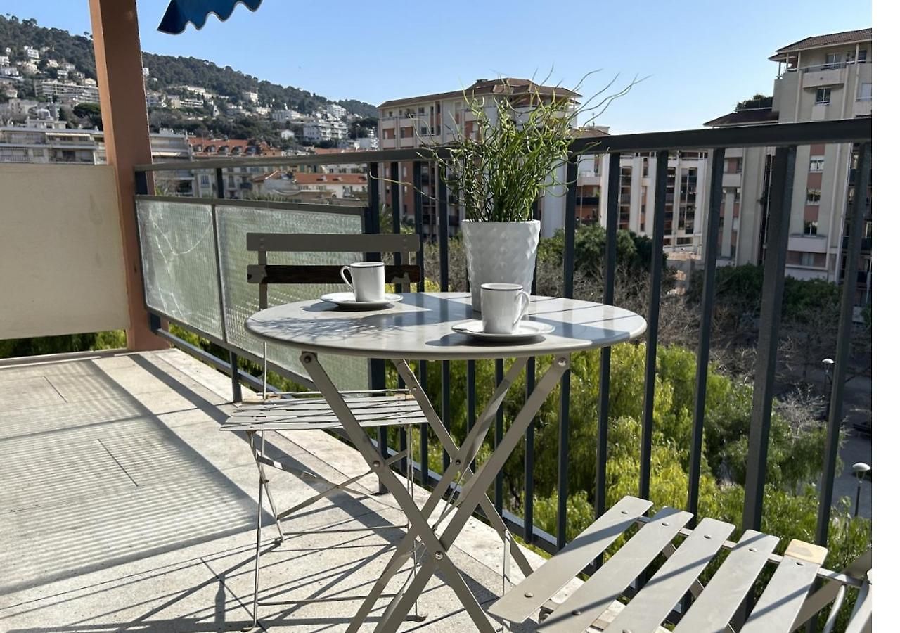 2 Pièces Avec Terrasse Proche Port Et Vieux Nice