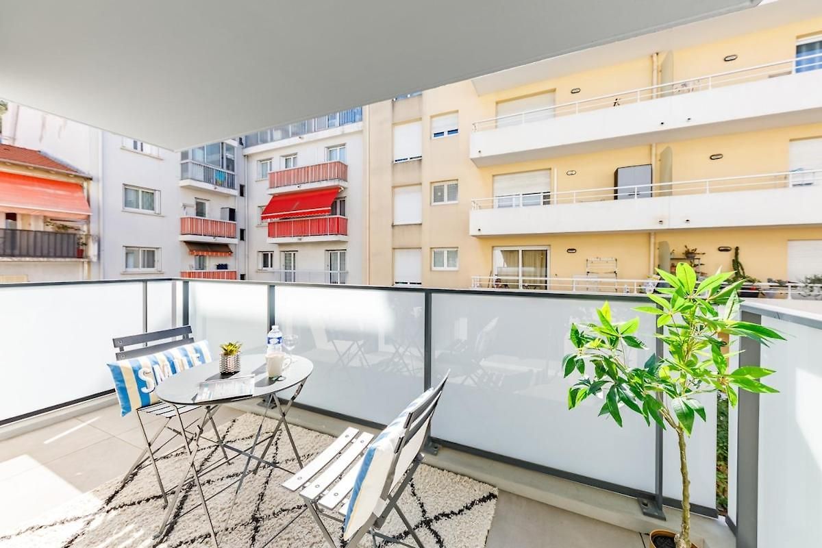 Lumineux T2 Avec Balcon, Netflix à Appartement