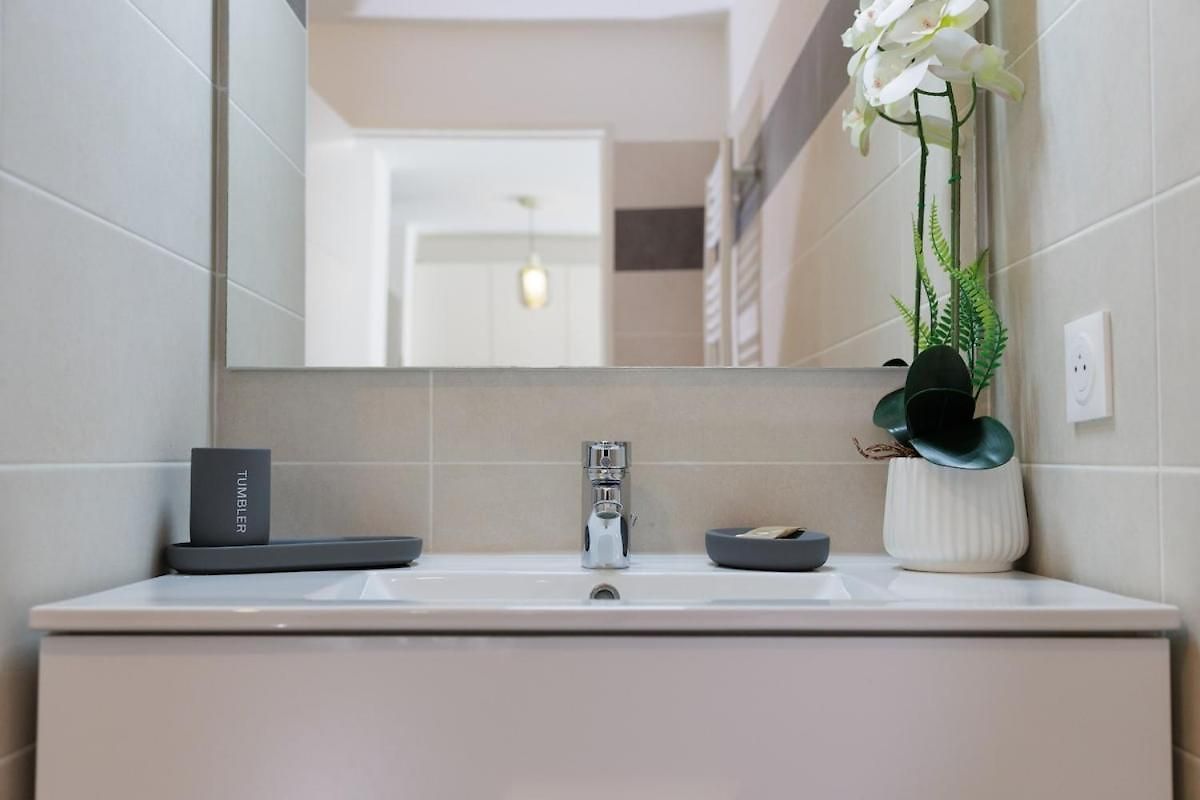 Appartement Lumineux T2 Avec Balcon, Netflix à