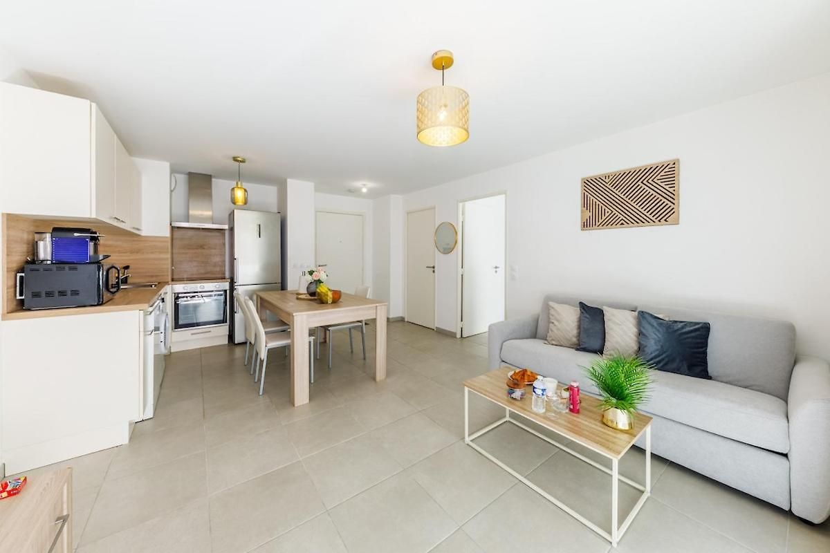 Lumineux T2 Avec Balcon, Netflix à Appartement *