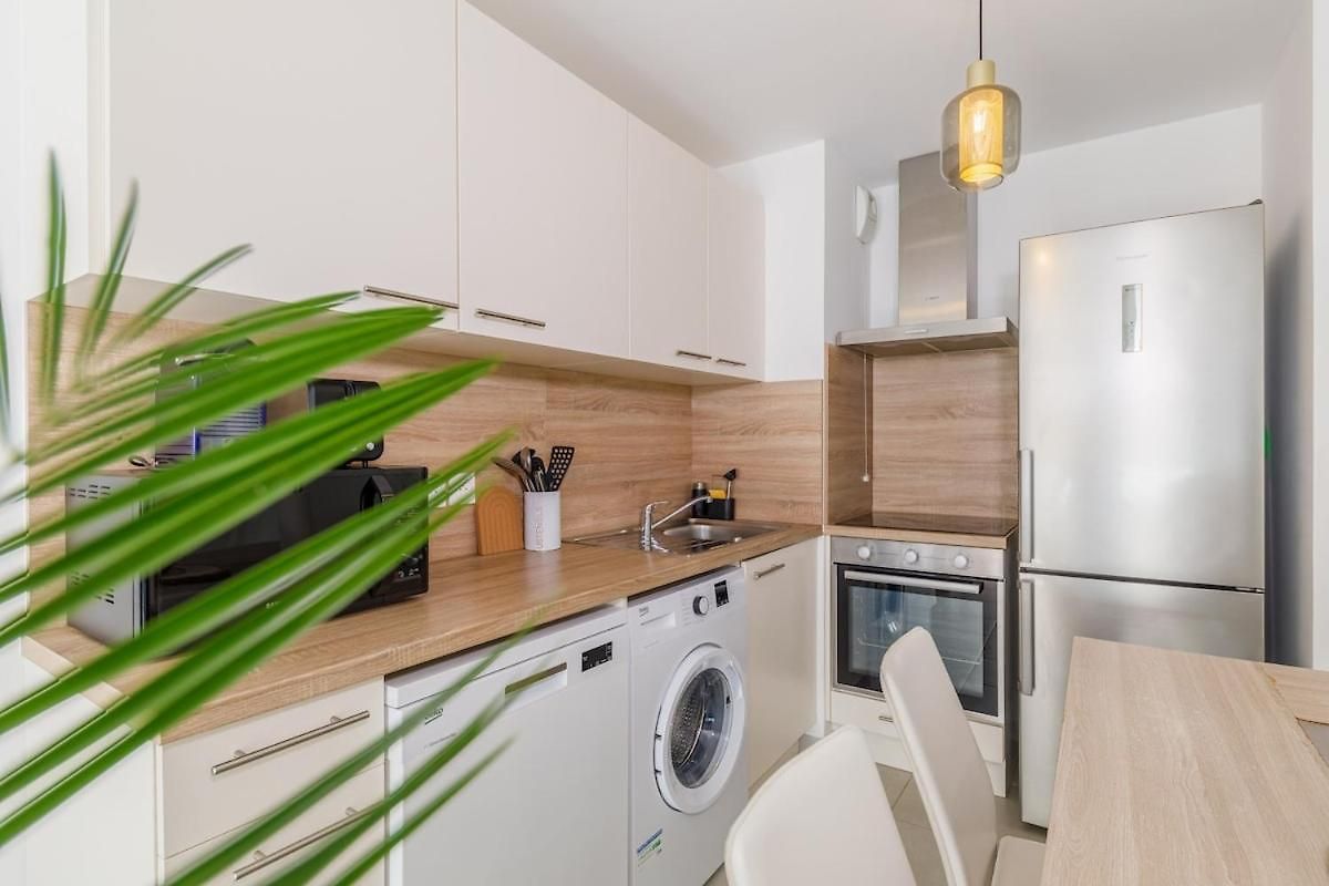 Appartement Lumineux T2 Avec Balcon, Netflix à Nice