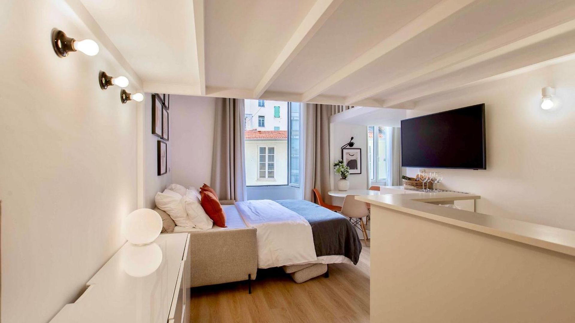 Suede Promenade Carré Dor Plages 1 Min 2 Salles De Bain Climatisé Appartement