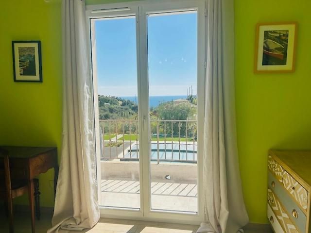 A True Paradise For Unforgettable Vacation - Pool And Sea View Nice