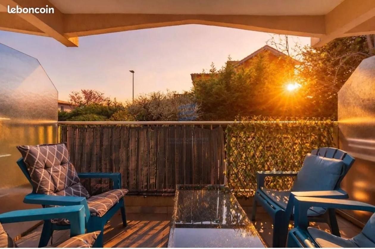 Jardin Fleuris Parking Appartement *