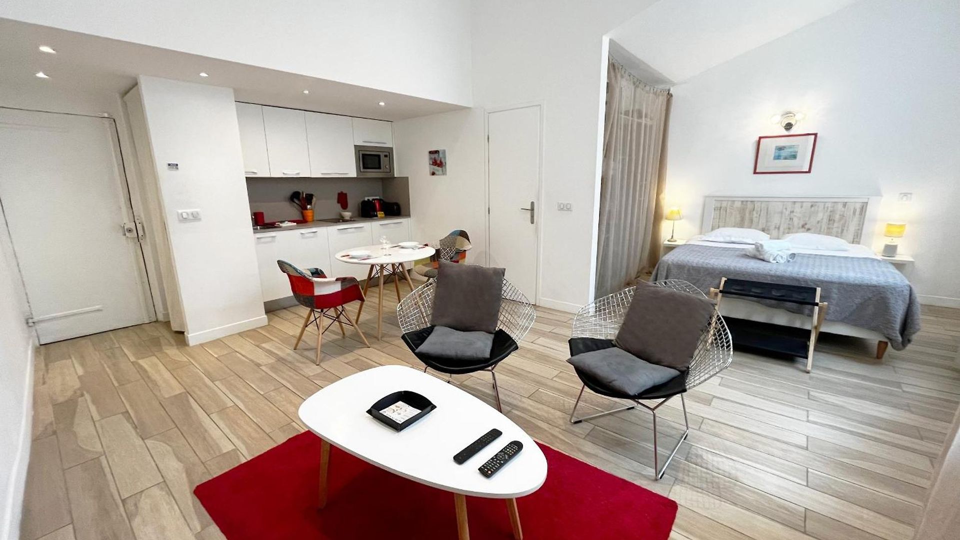 Appartement Riviera - Old Town - 100 M De La Promenade Des - Superbe Grand Ac - Loft Gilly 1 3*