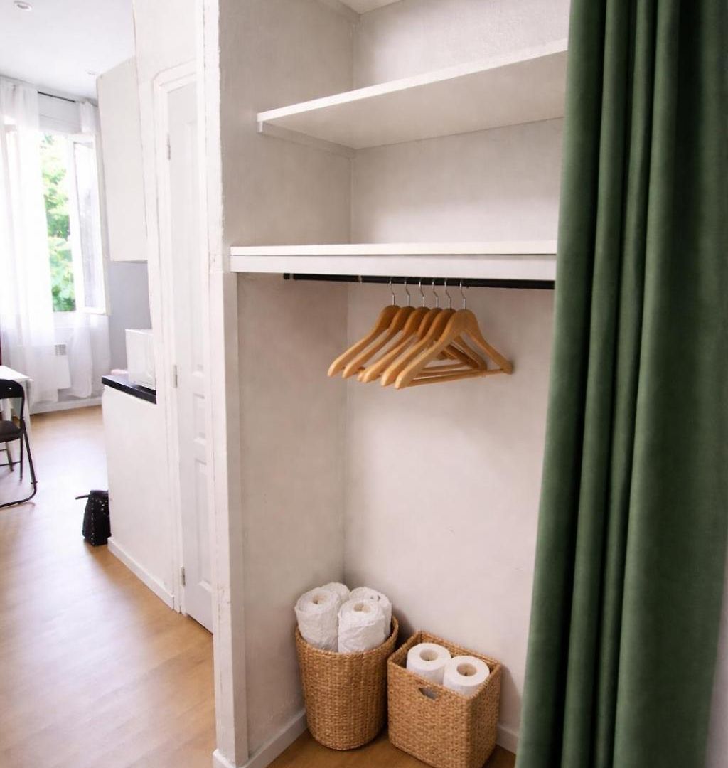 Apartment Le Petit Oasis Dans Maison Nicoise Calme Proche