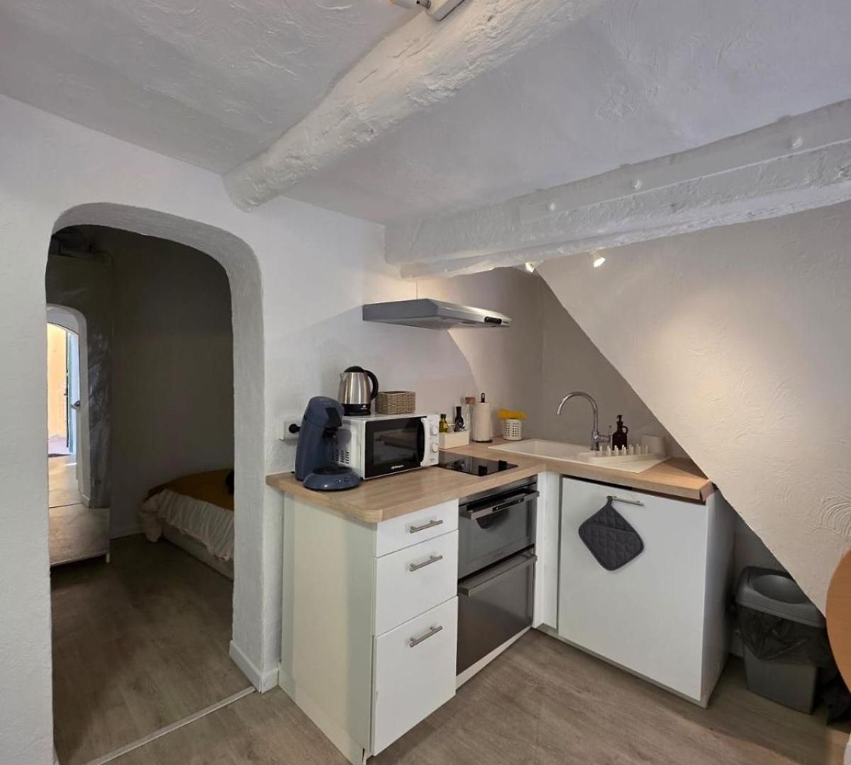 Vieux-nice 2 Pièces Proche Appartement *