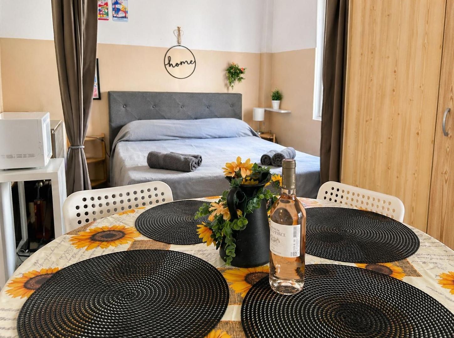 Appartement Lumineux Avec Balcon à Proximité De La *