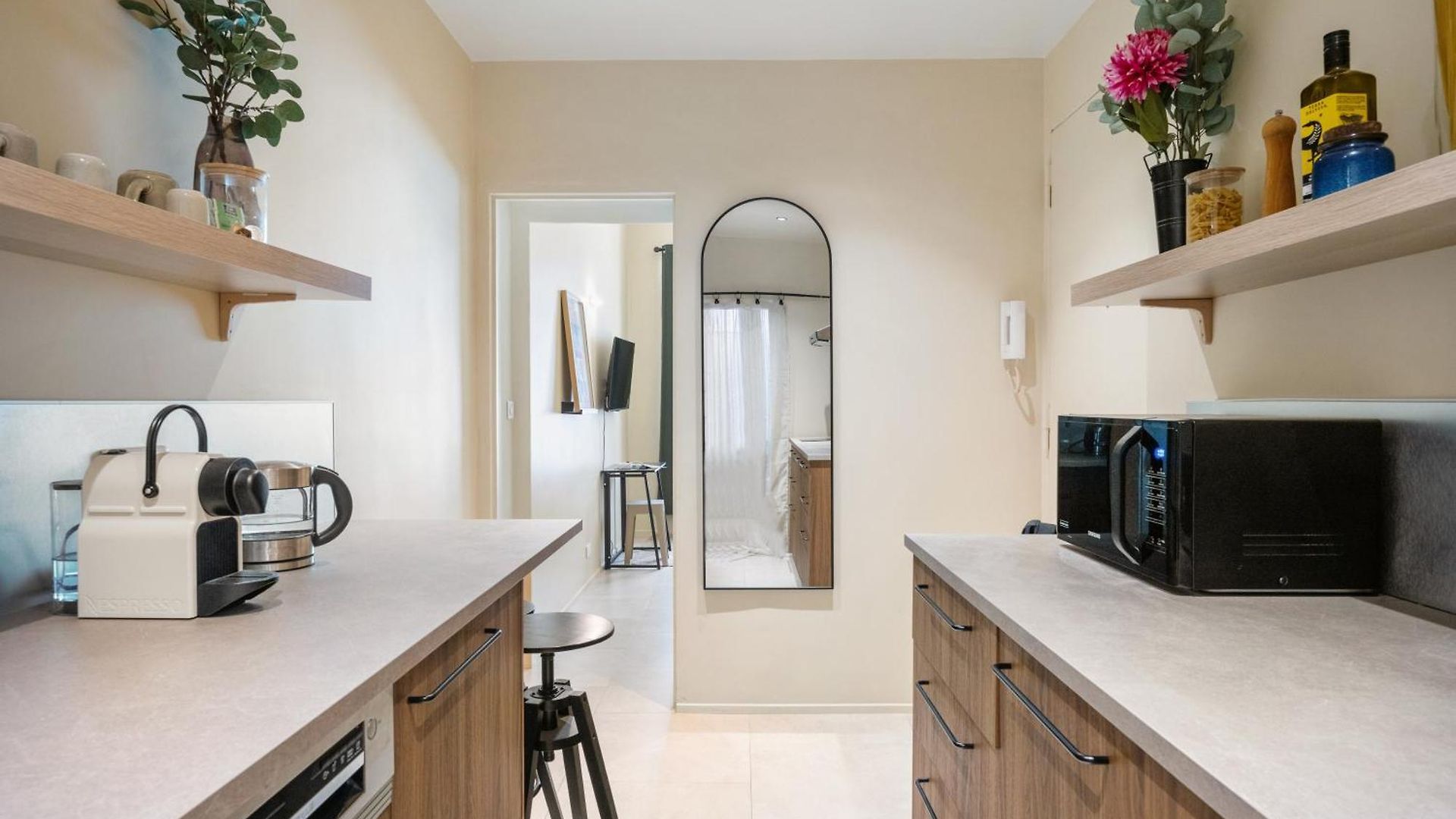 Le George Apartment *