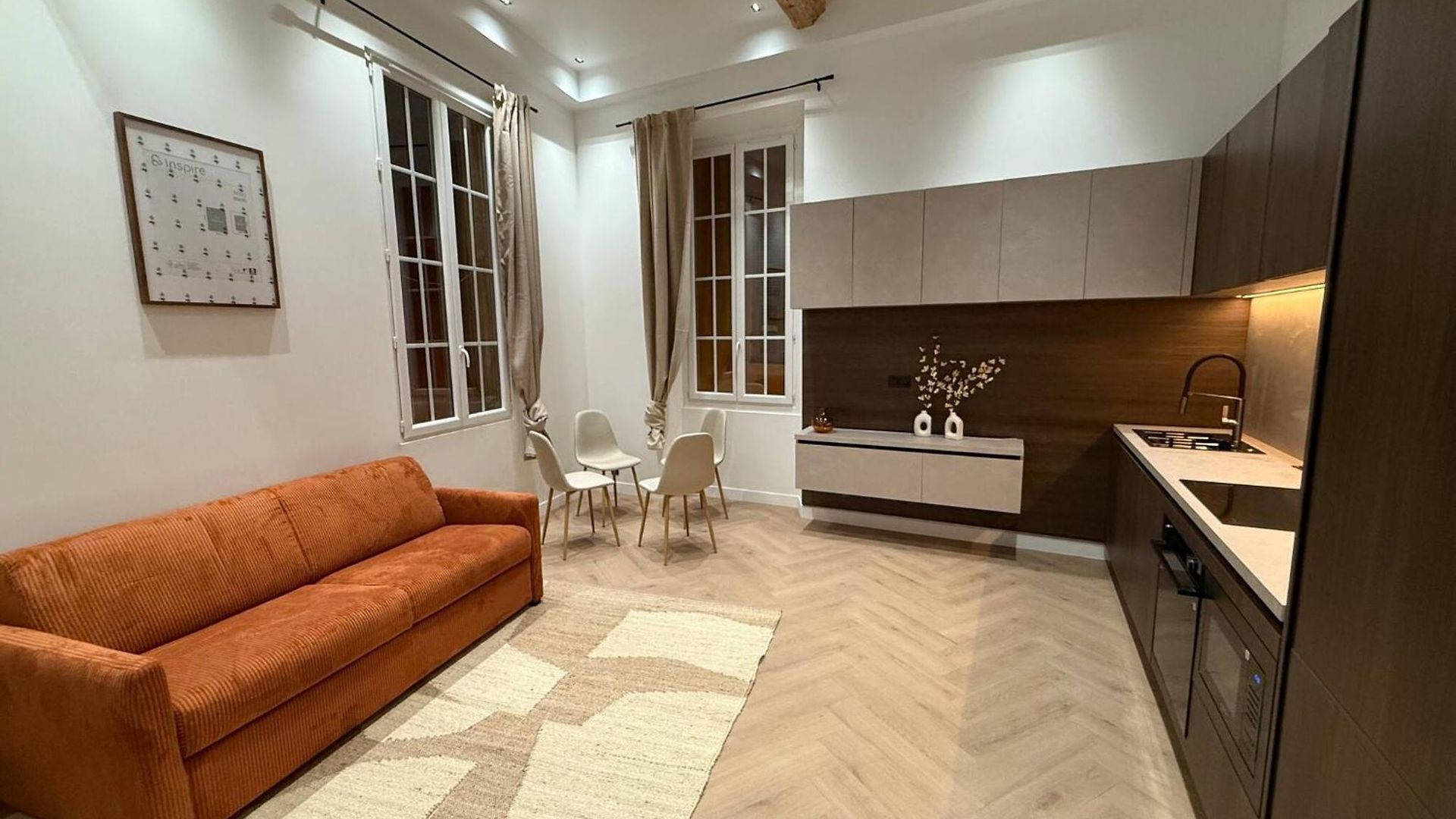 Charme Et Modernite Au Coeur Du Vieux *