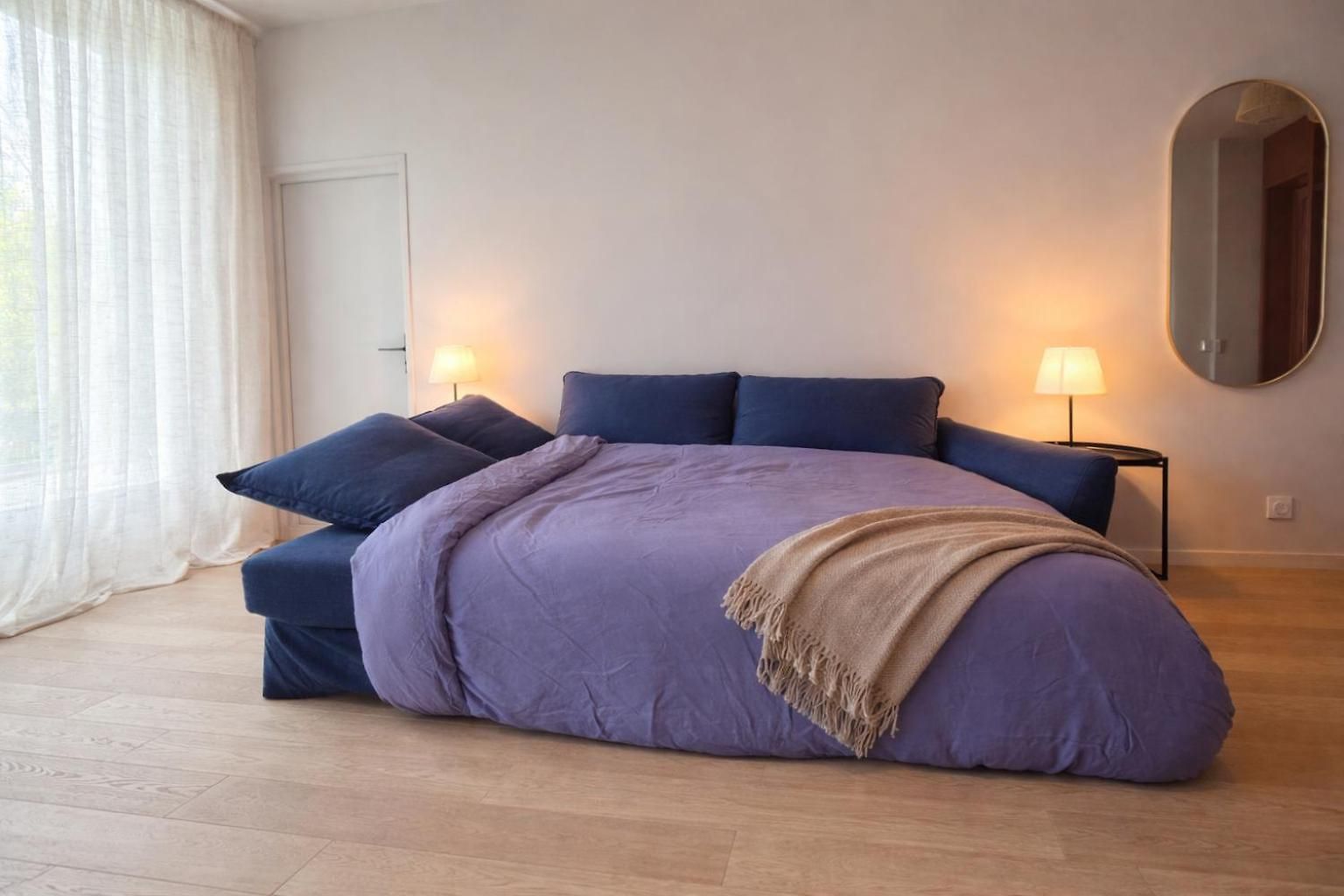 Central- Walk To Massena & Appartement *