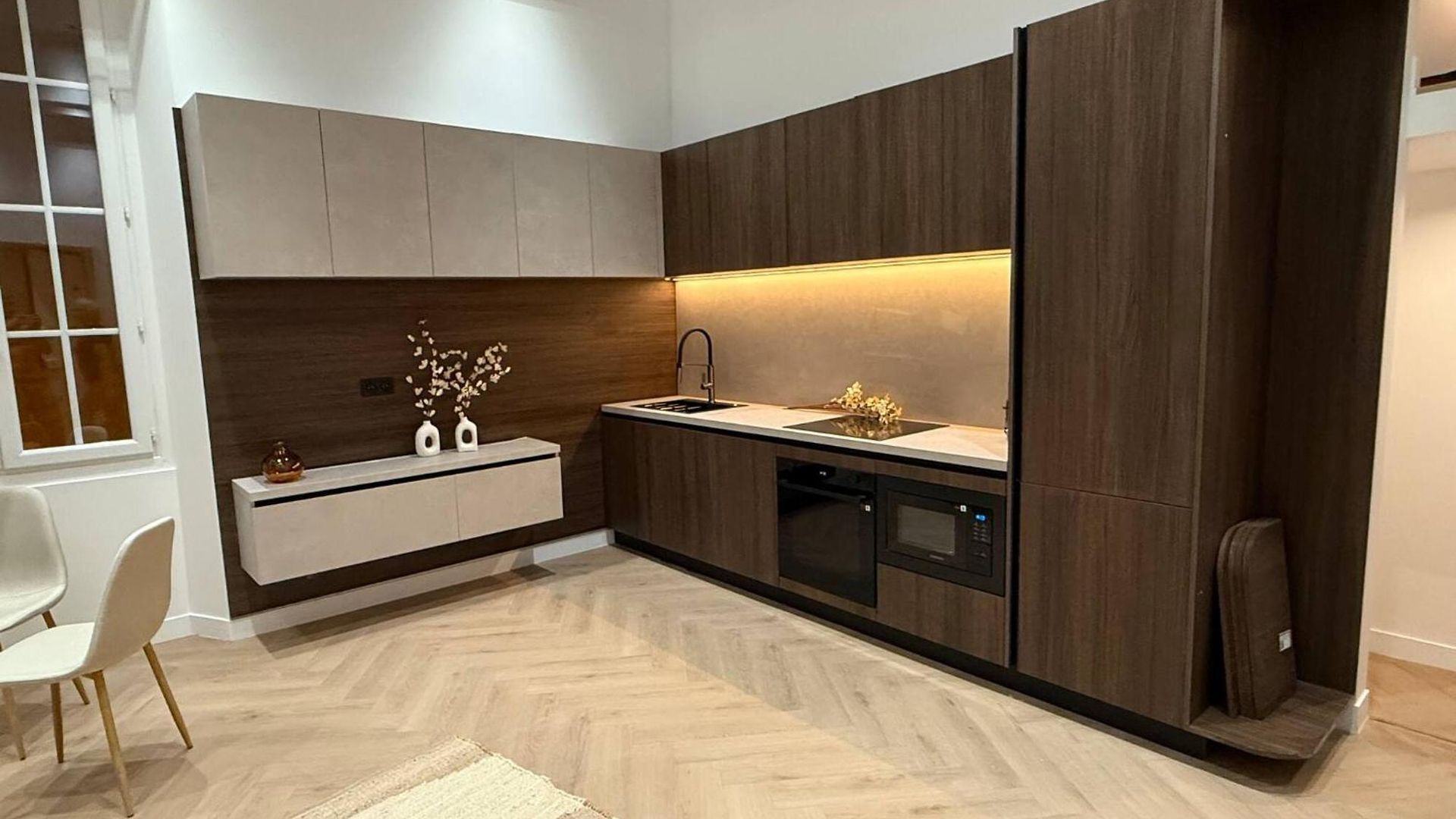 Charme Et Modernite Au Coeur Du Vieux Appartement *