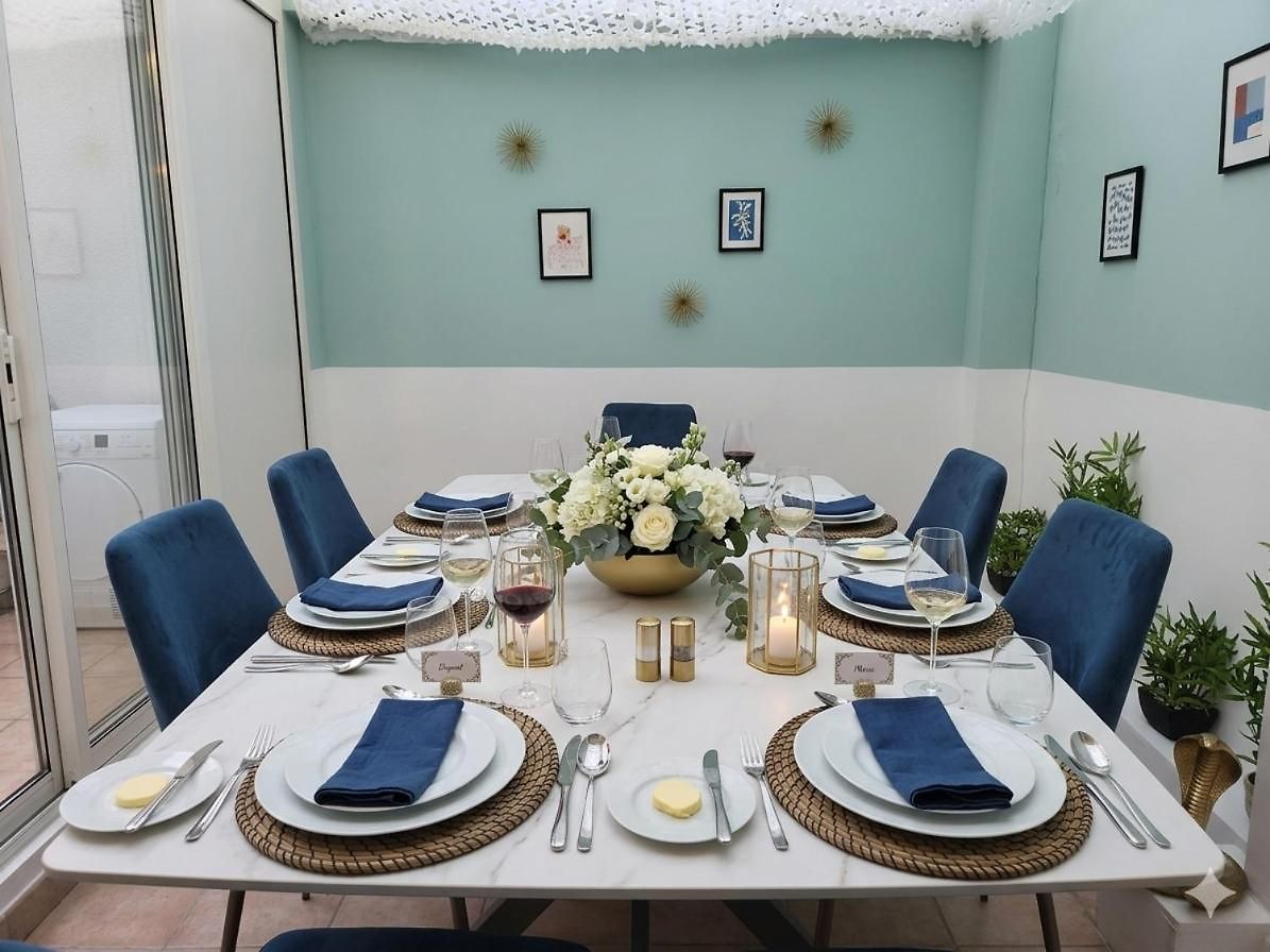 Spacious New Near Promenade Up To 6 With Ac Apartment *