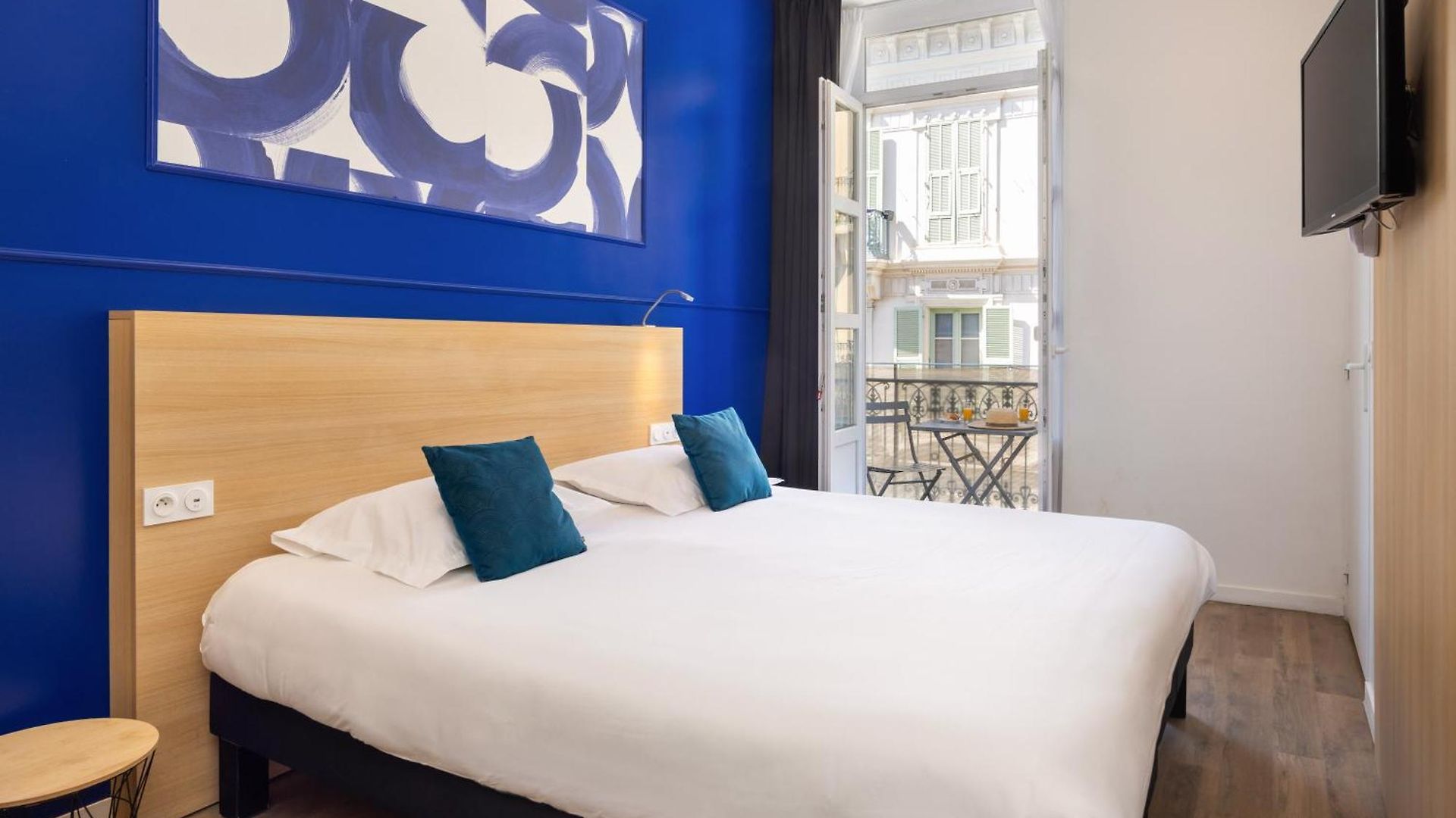Byakko Hotel 3*