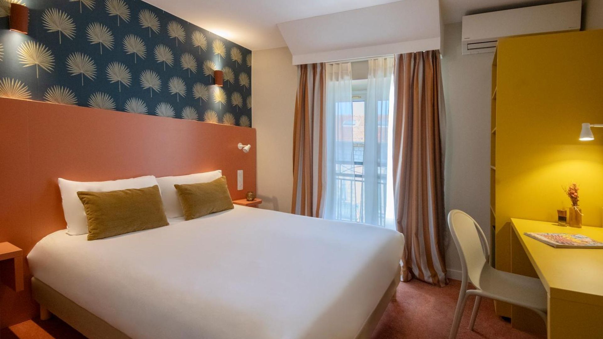 Du Midi Hotel 3*