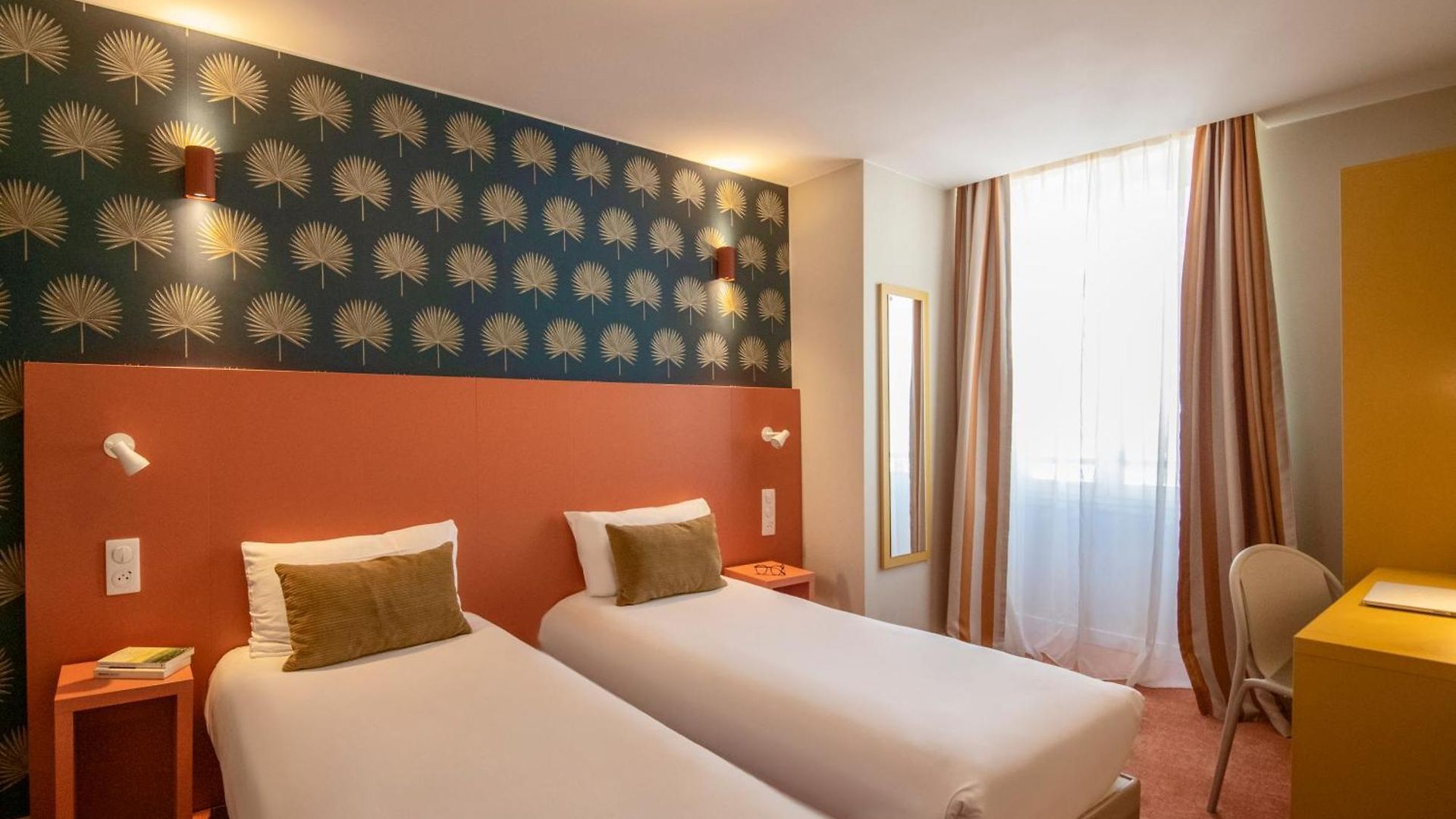 Du Midi Hotel 3*