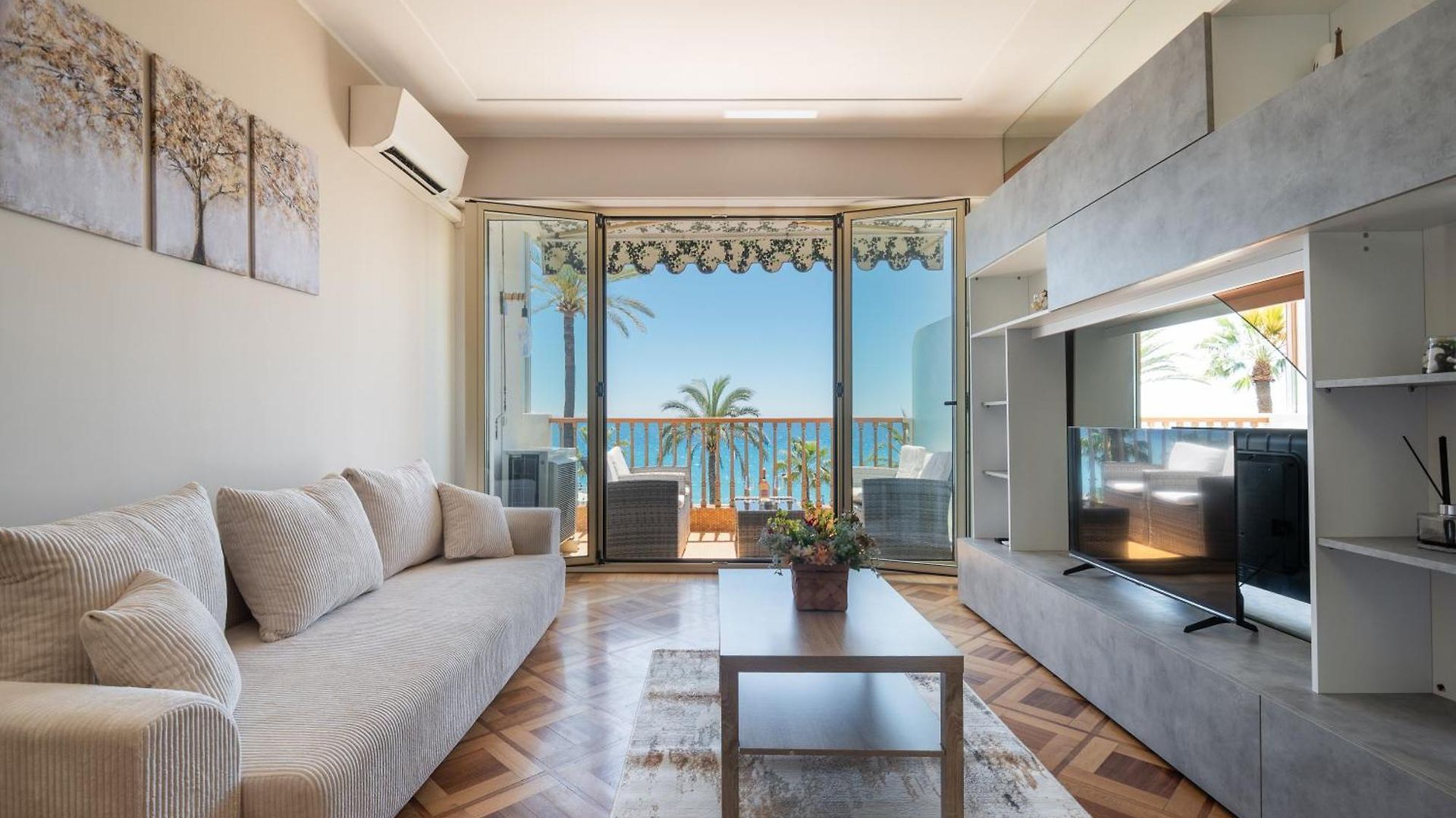 Appartement Promenade Des *