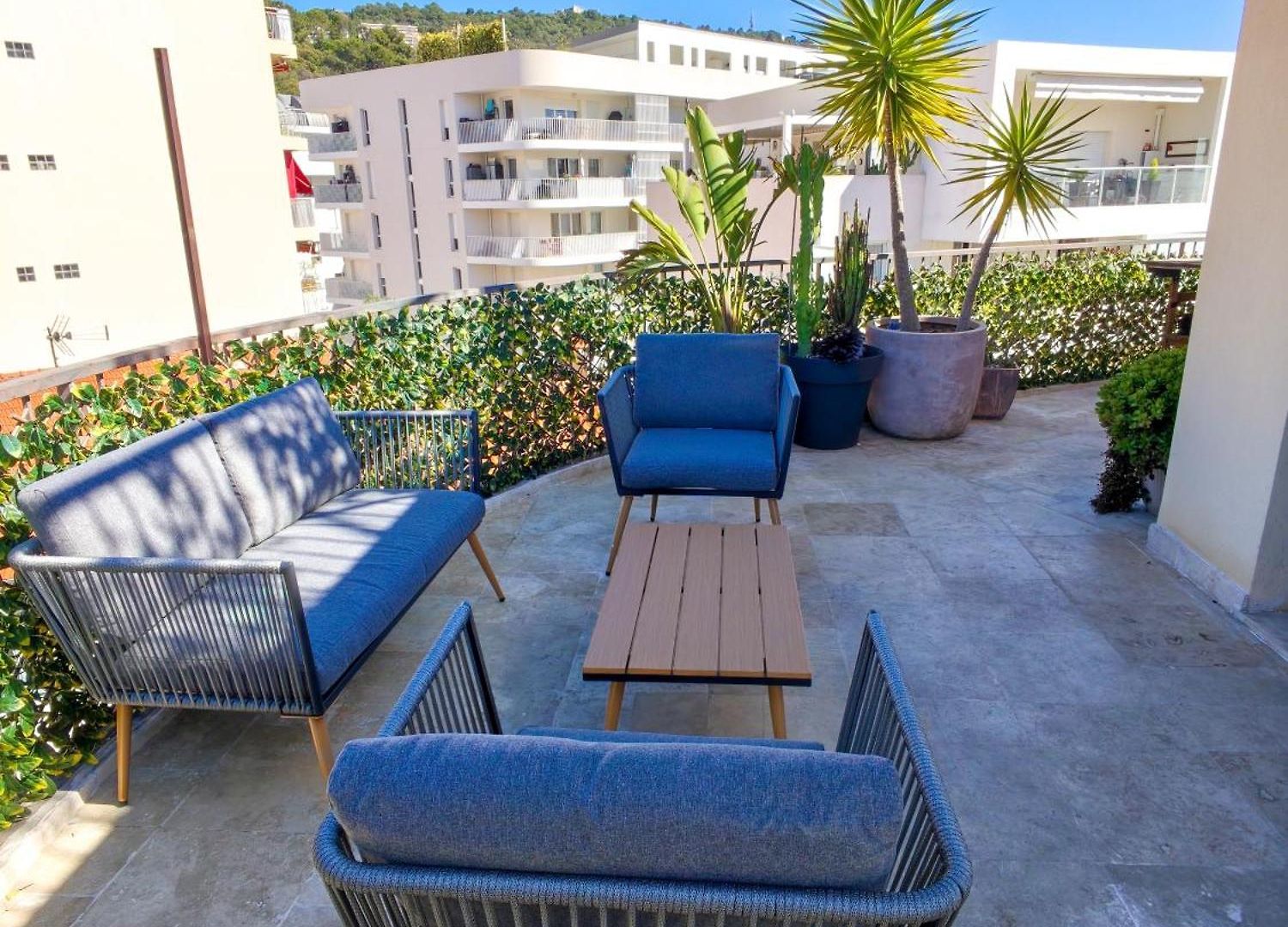 90m2, Climatise 3 Nice