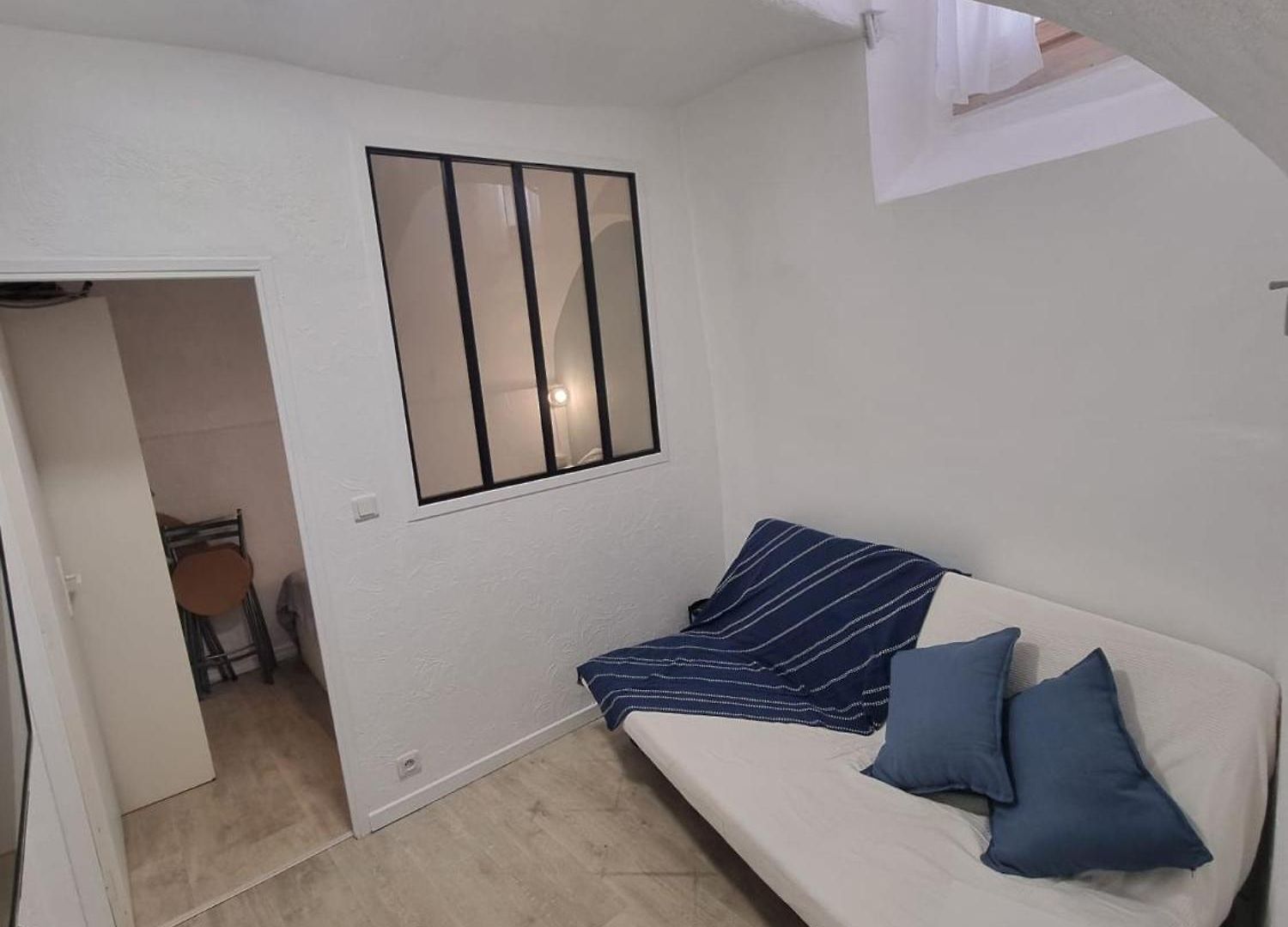 Appartement Petit Duplex, Vieux Nice, Proche A La