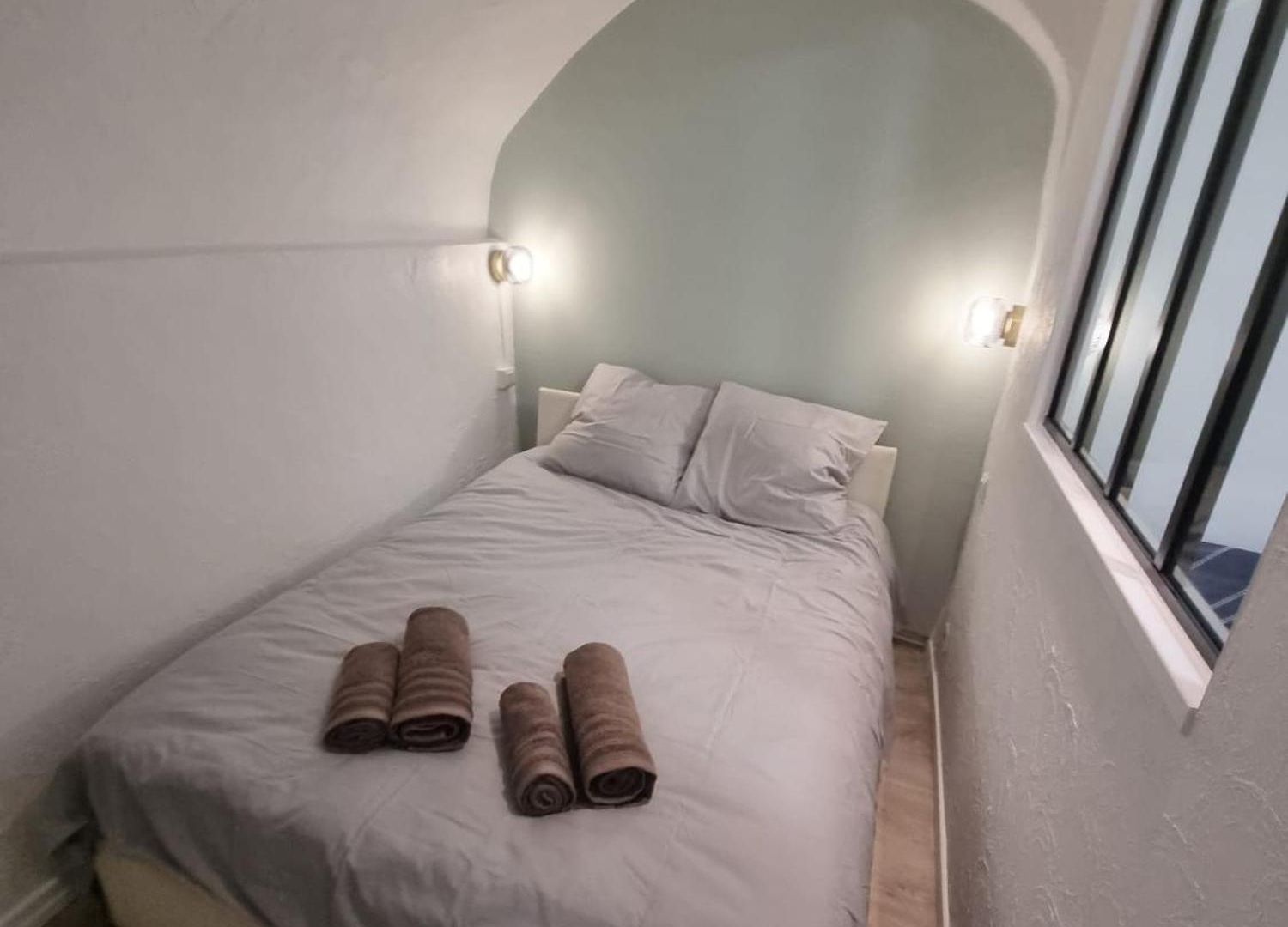 Petit Duplex, Vieux Nice, Proche A La Appartement