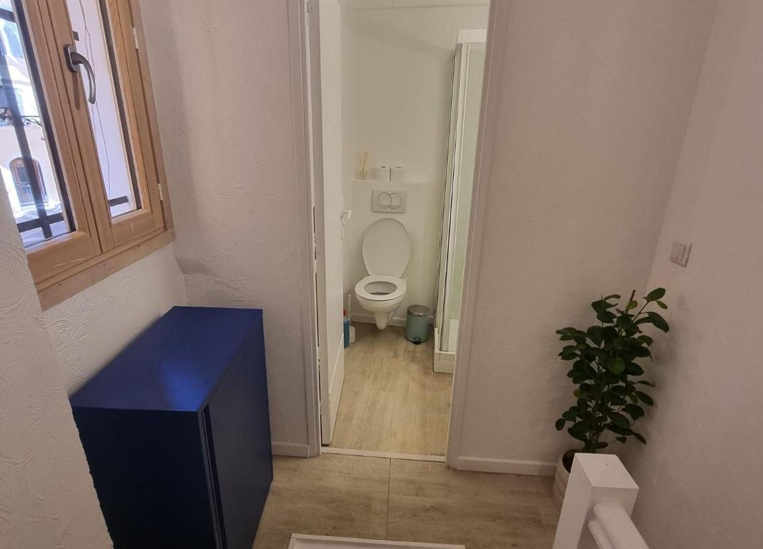 Petit Duplex, Vieux Nice, Proche A La Appartement *