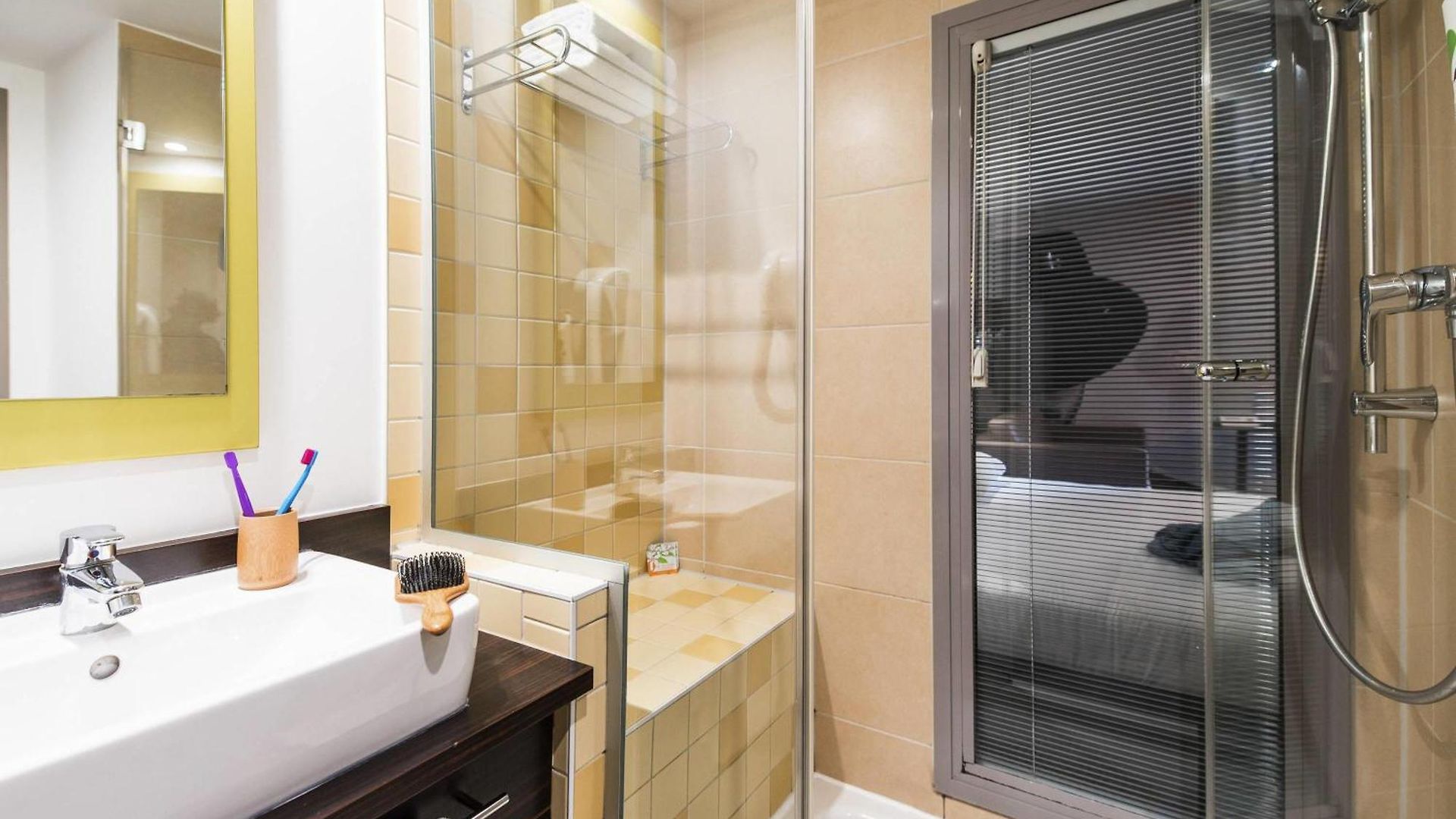 Hotel Ibis Styles Centre Port 3*