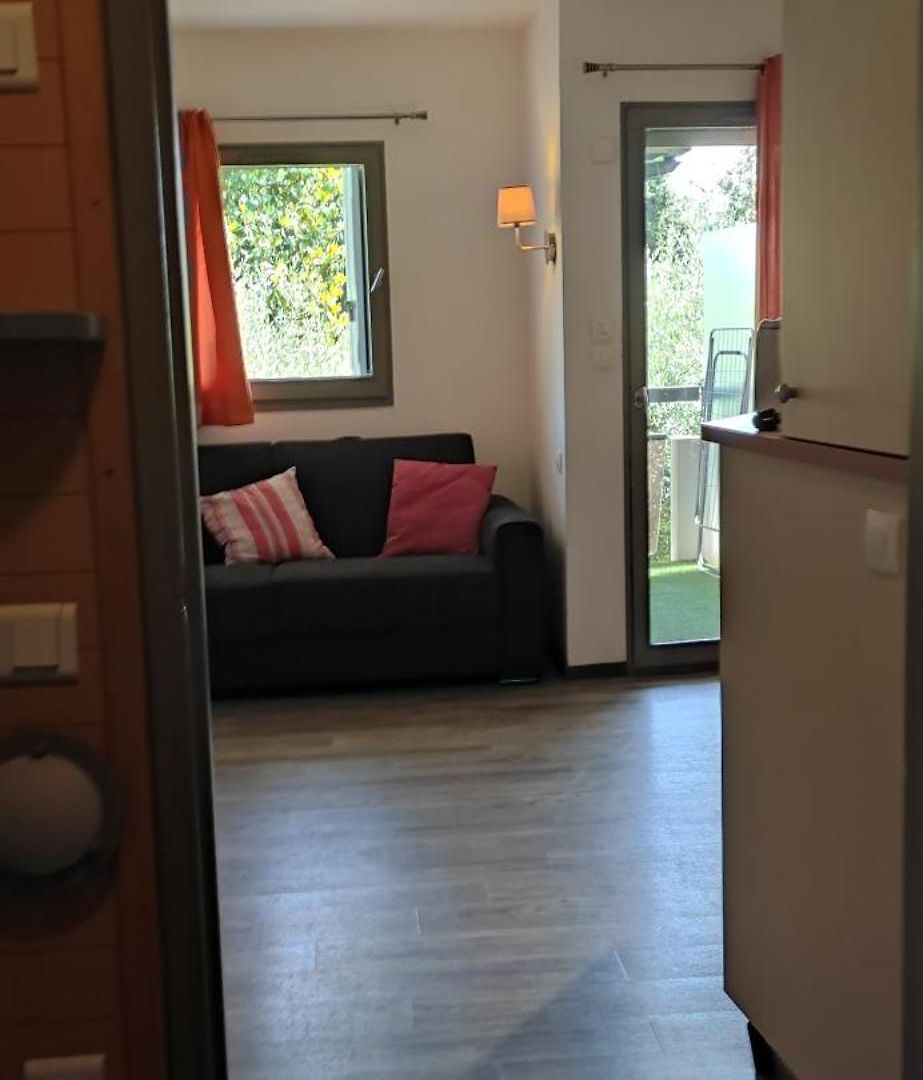 Les Palmiers Apartment