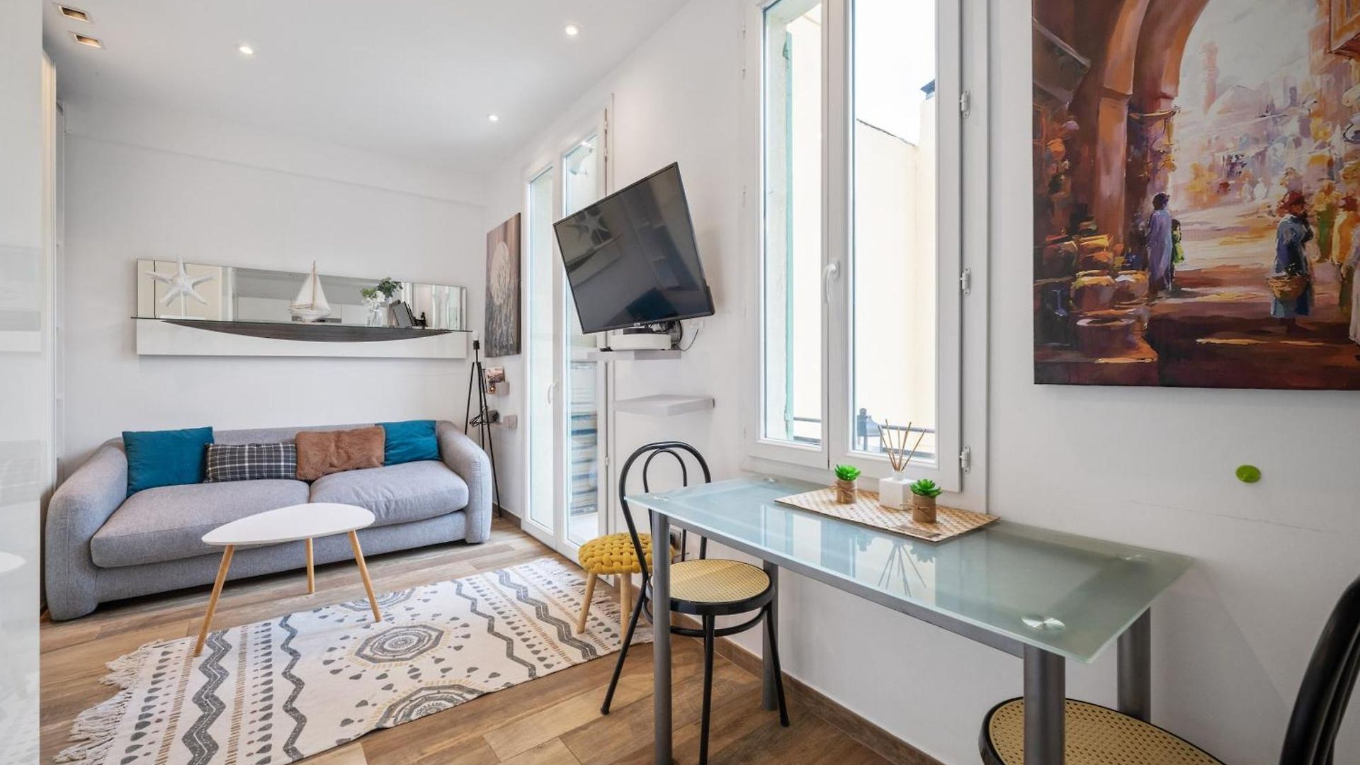 City-center 80m To The Sea / Nice