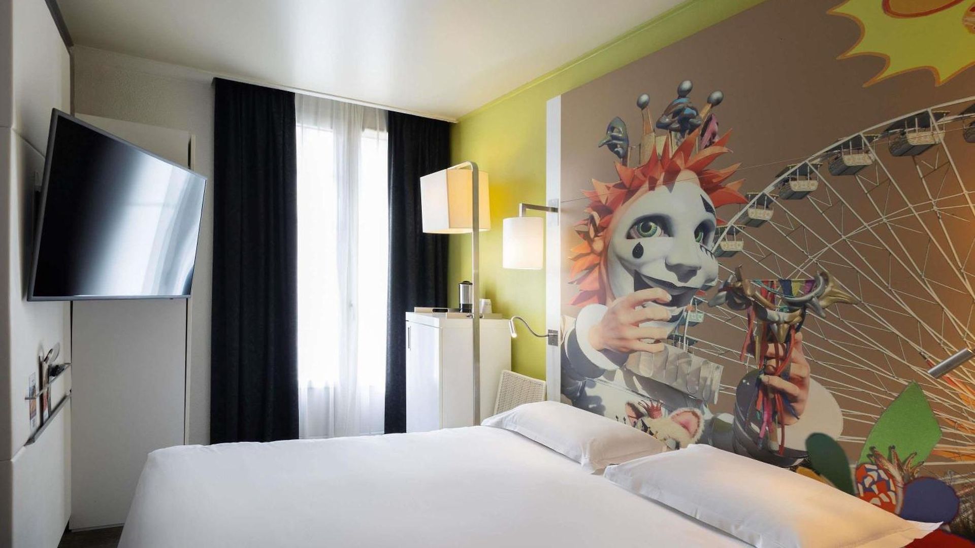 Mercure Centre Grimaldi Hotel 4*