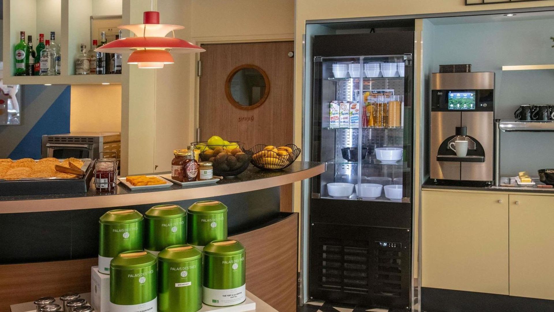 Hotel Ibis Styles Aéroport Arenas 3*
