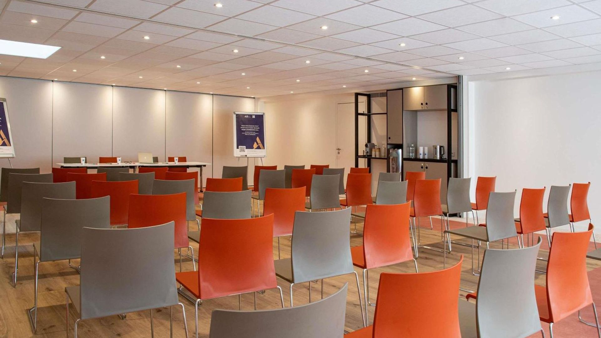Hotel Ibis Budget Californie Lenval